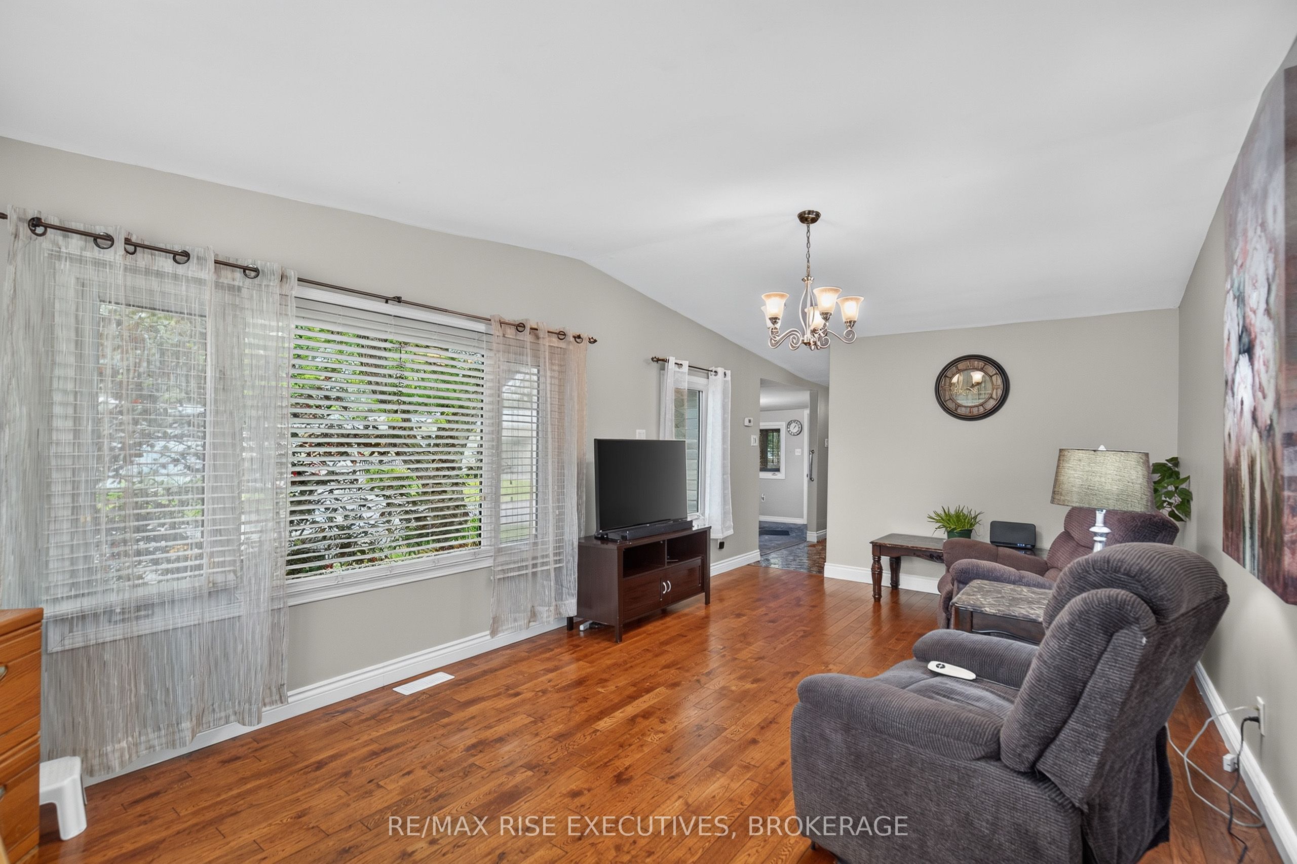 18 Wentworth Drive Property Photo 16
