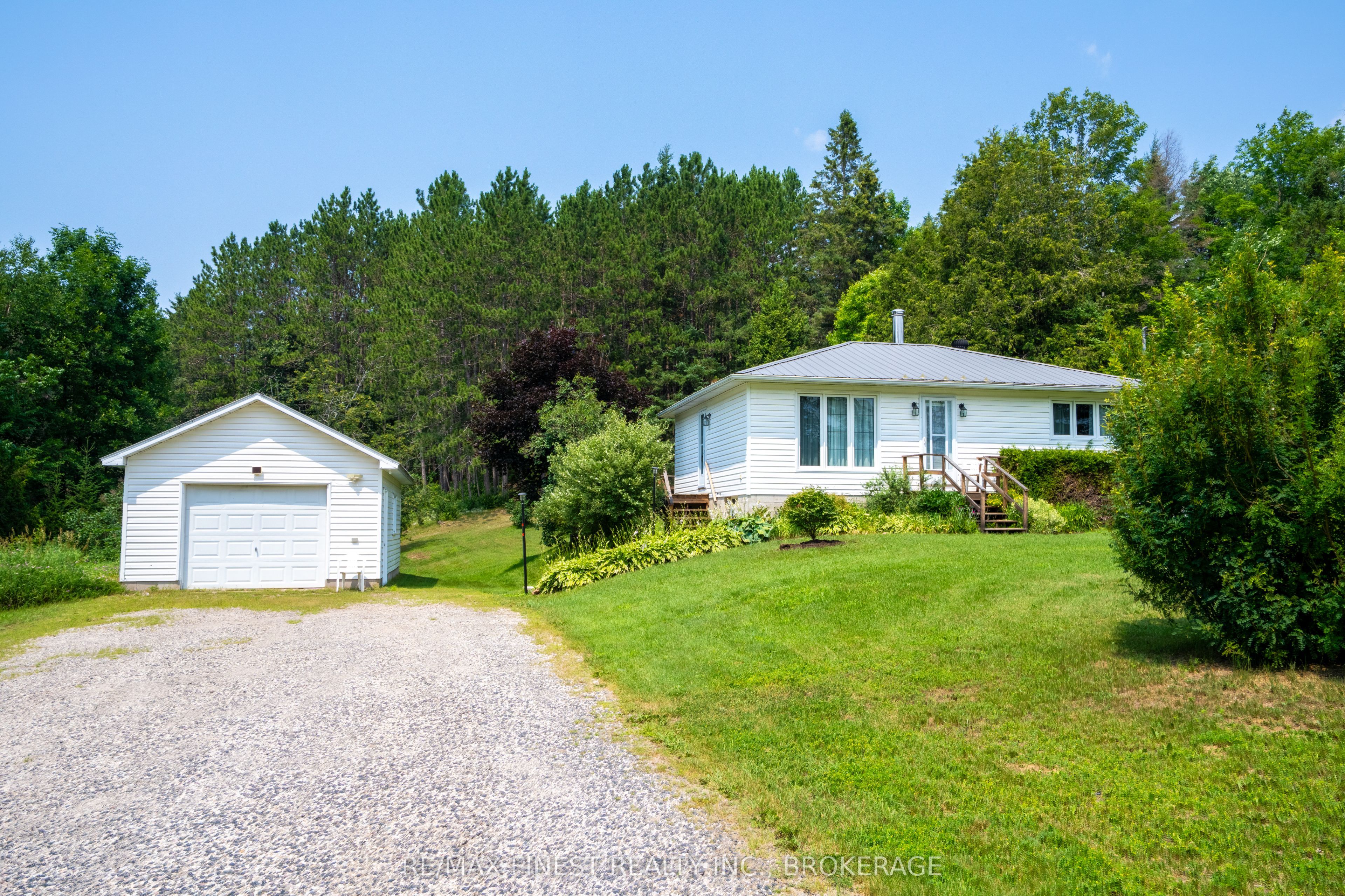 1031 James Road Property Photo 2