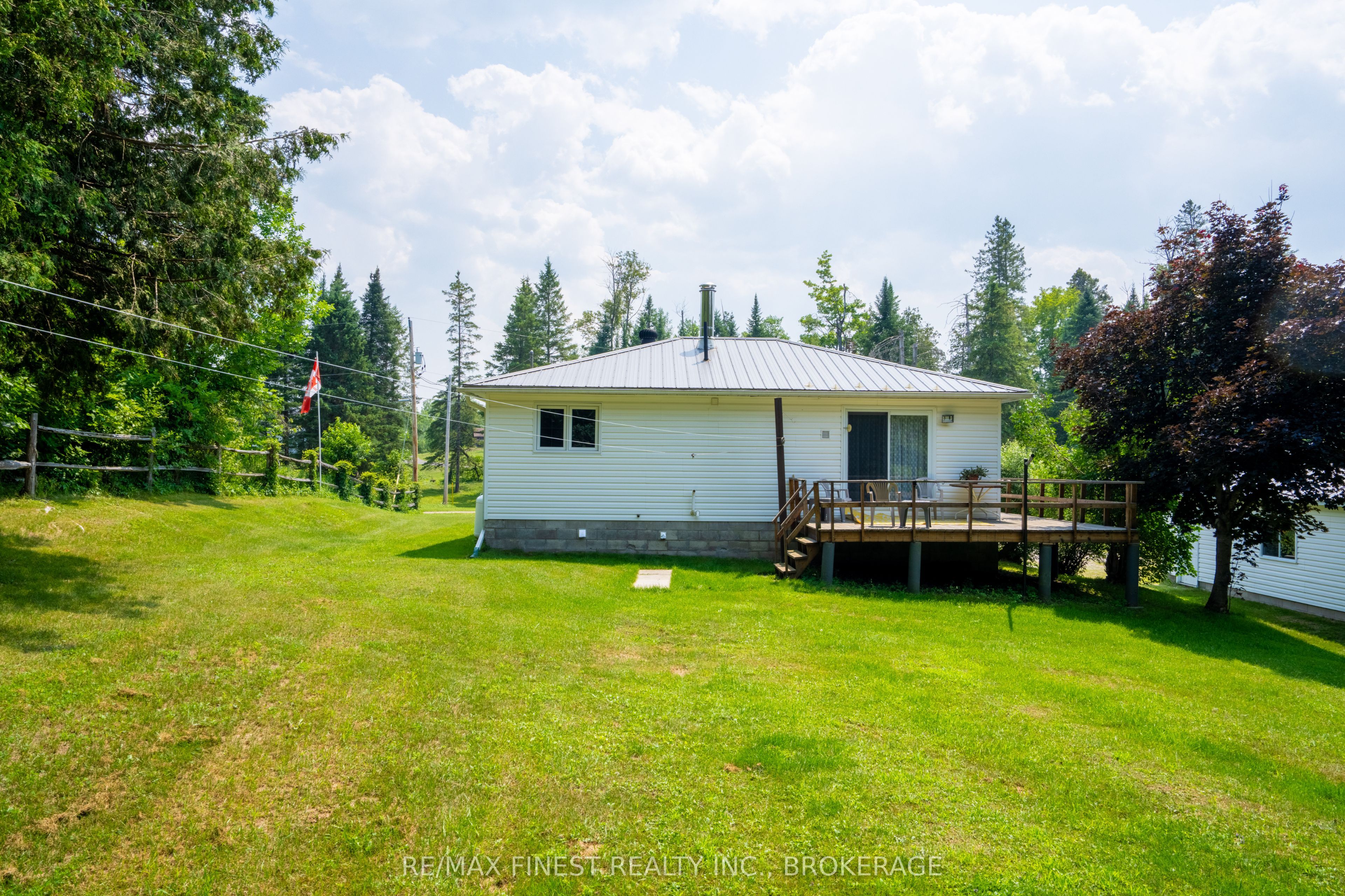 1031 James Road Property Photo 8