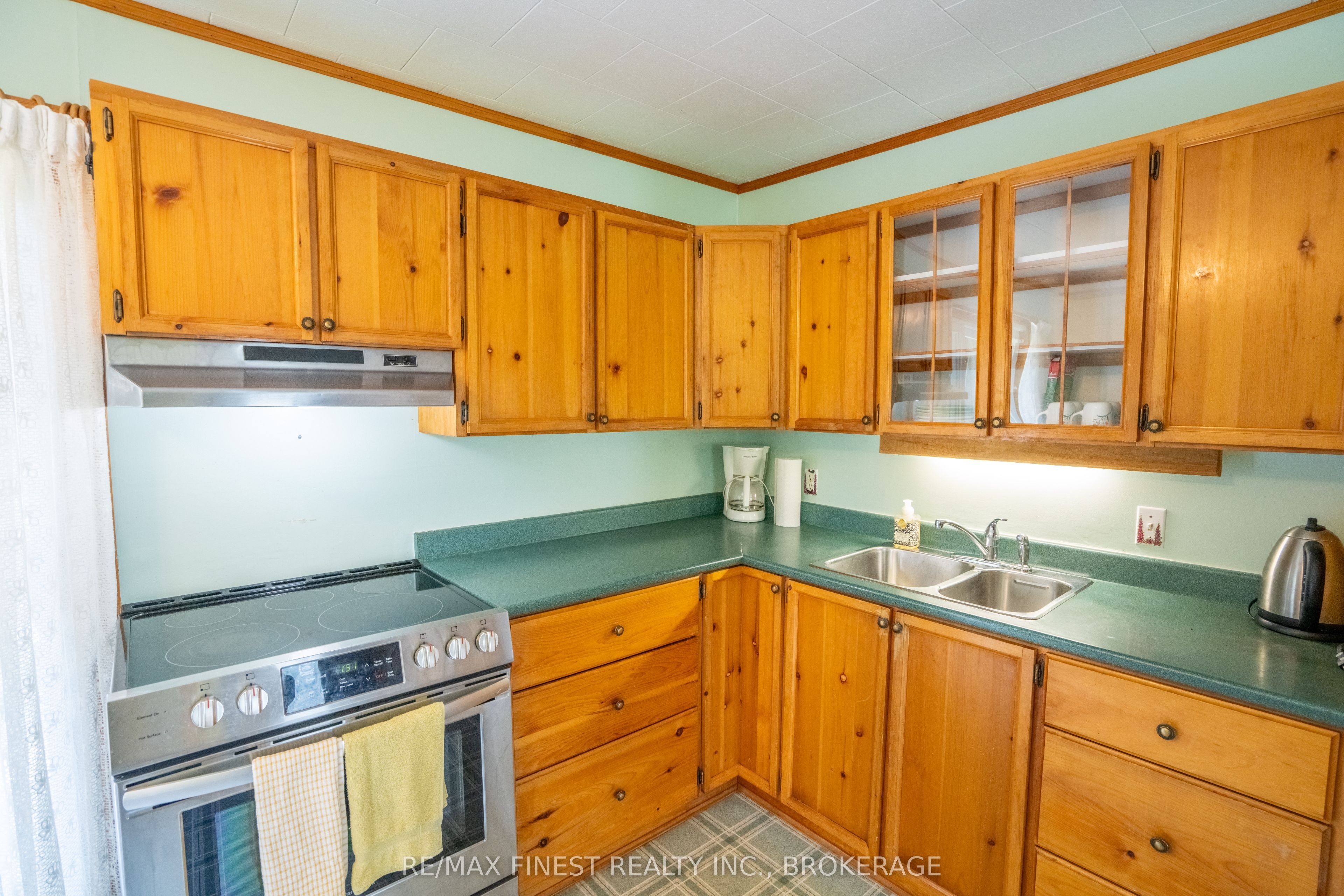 1031 James Road Property Photo 13