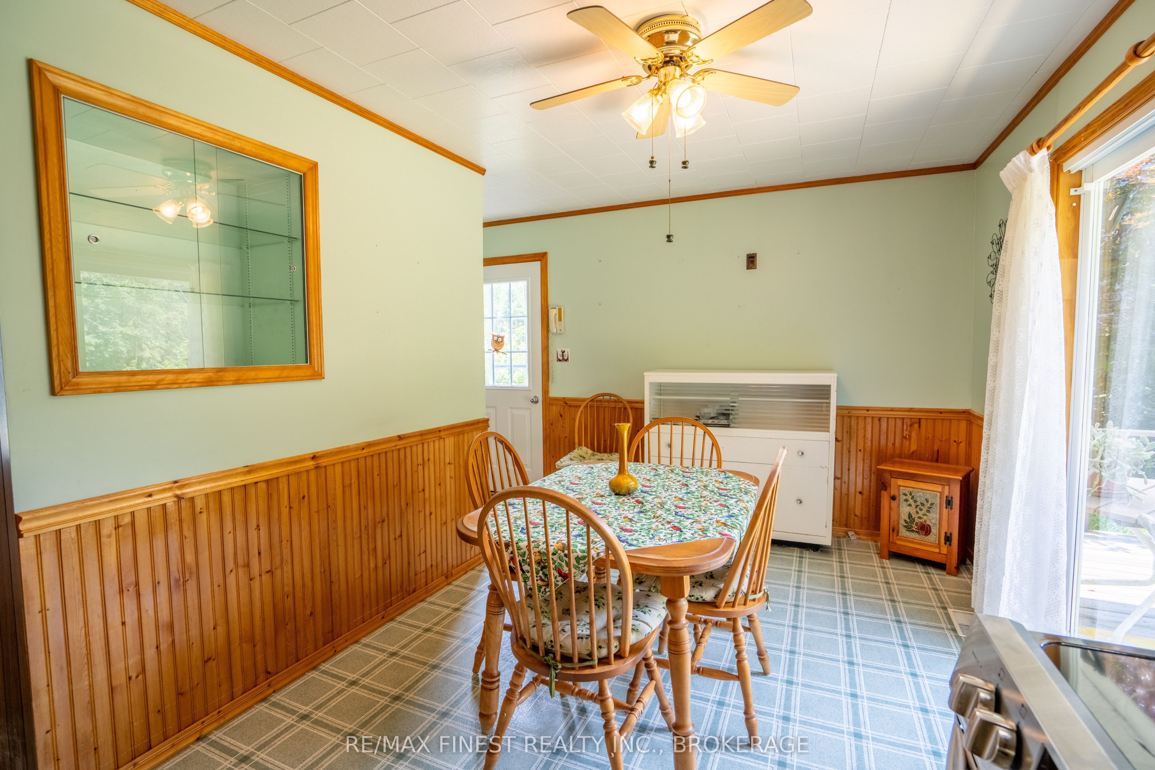 1031 James Road Property Photo 15
