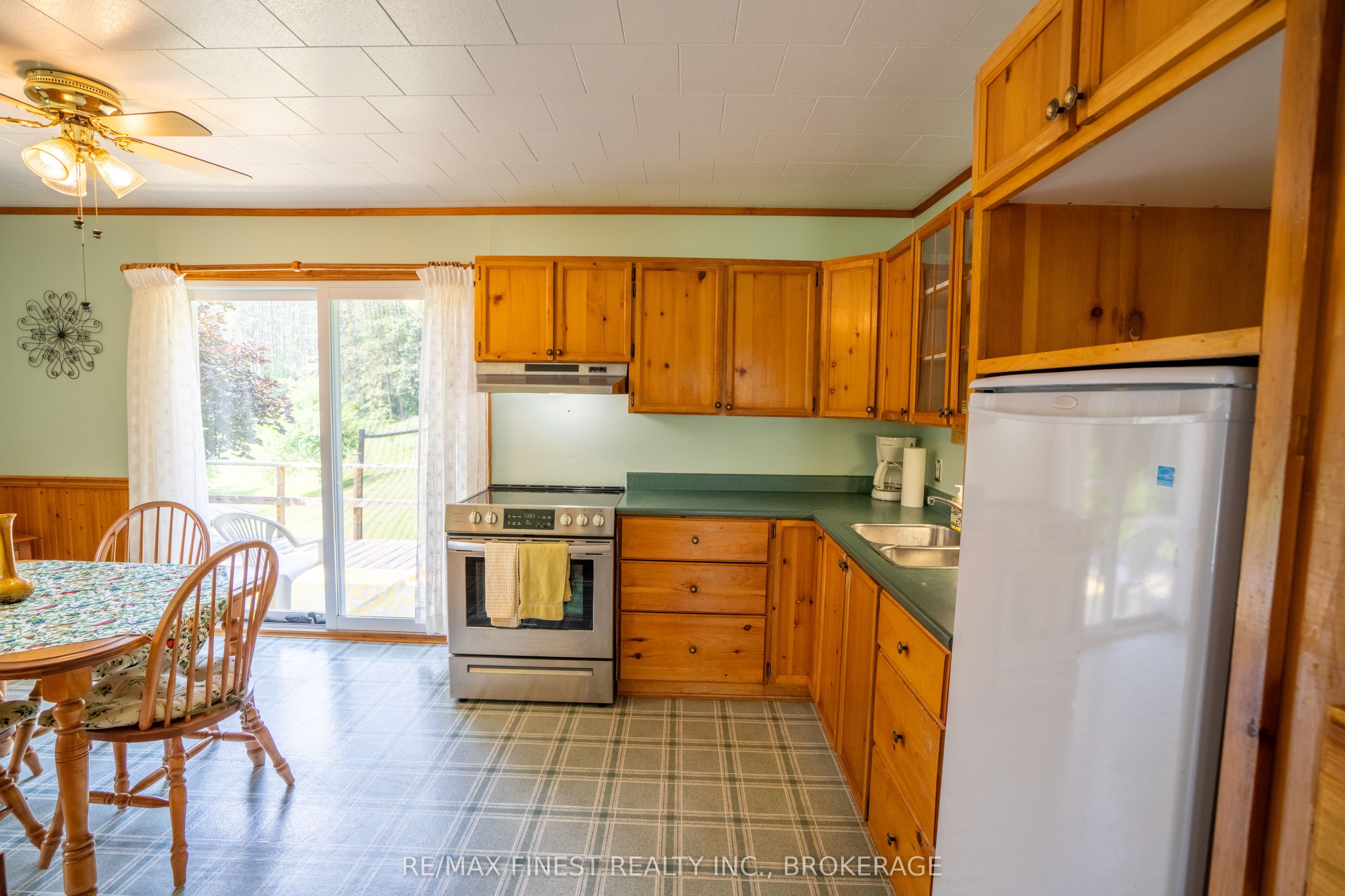 1031 James Road Property Photo 16