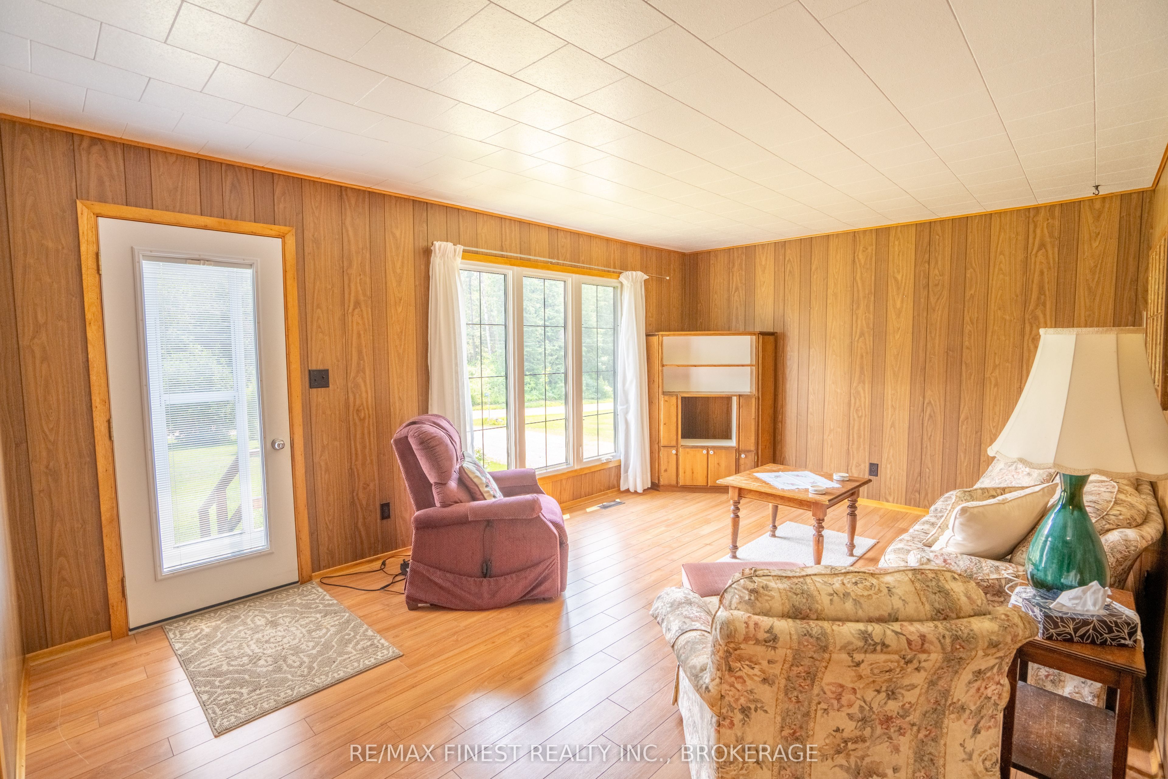 1031 James Road Property Photo 17