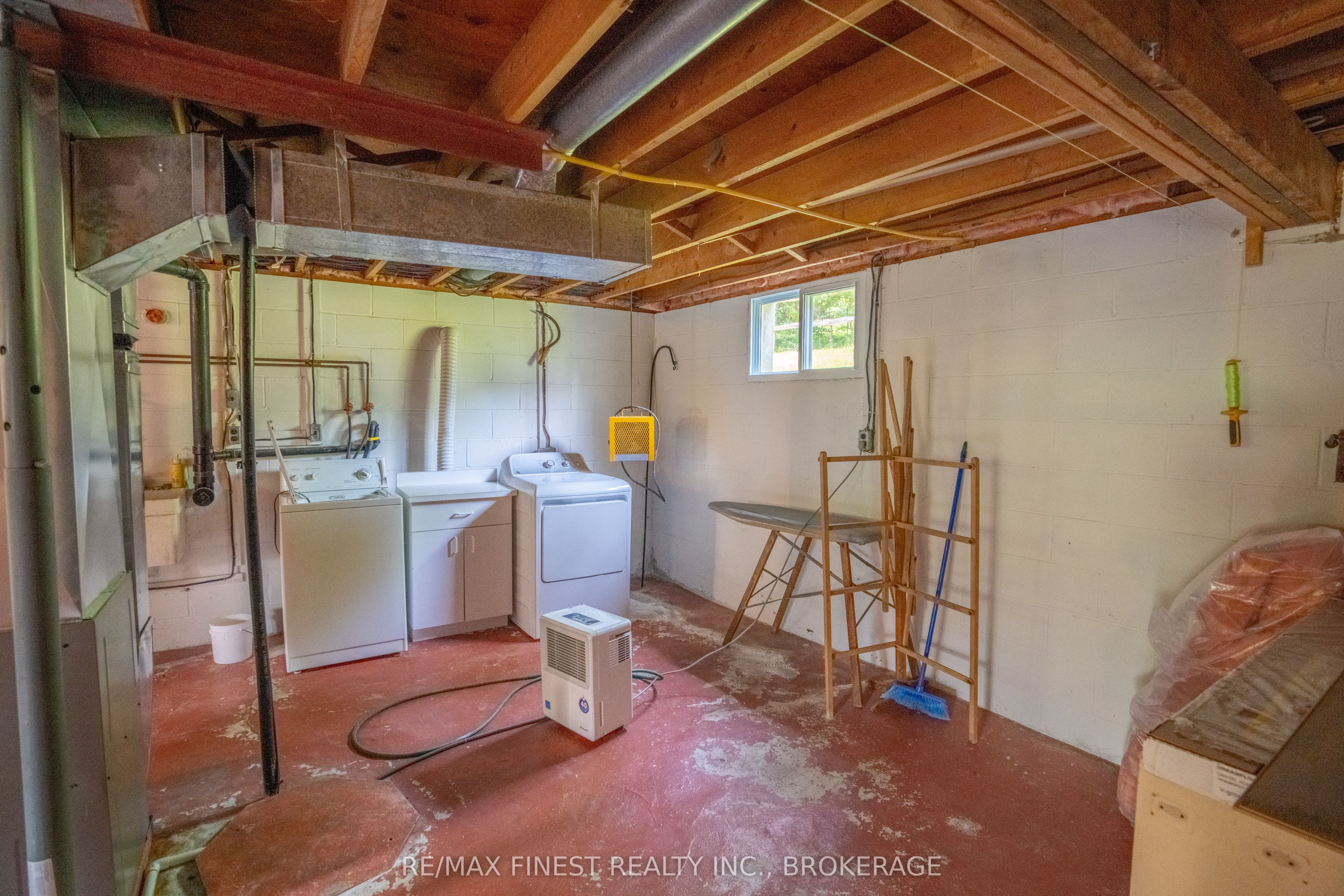 1031 James Road Property Photo 35
