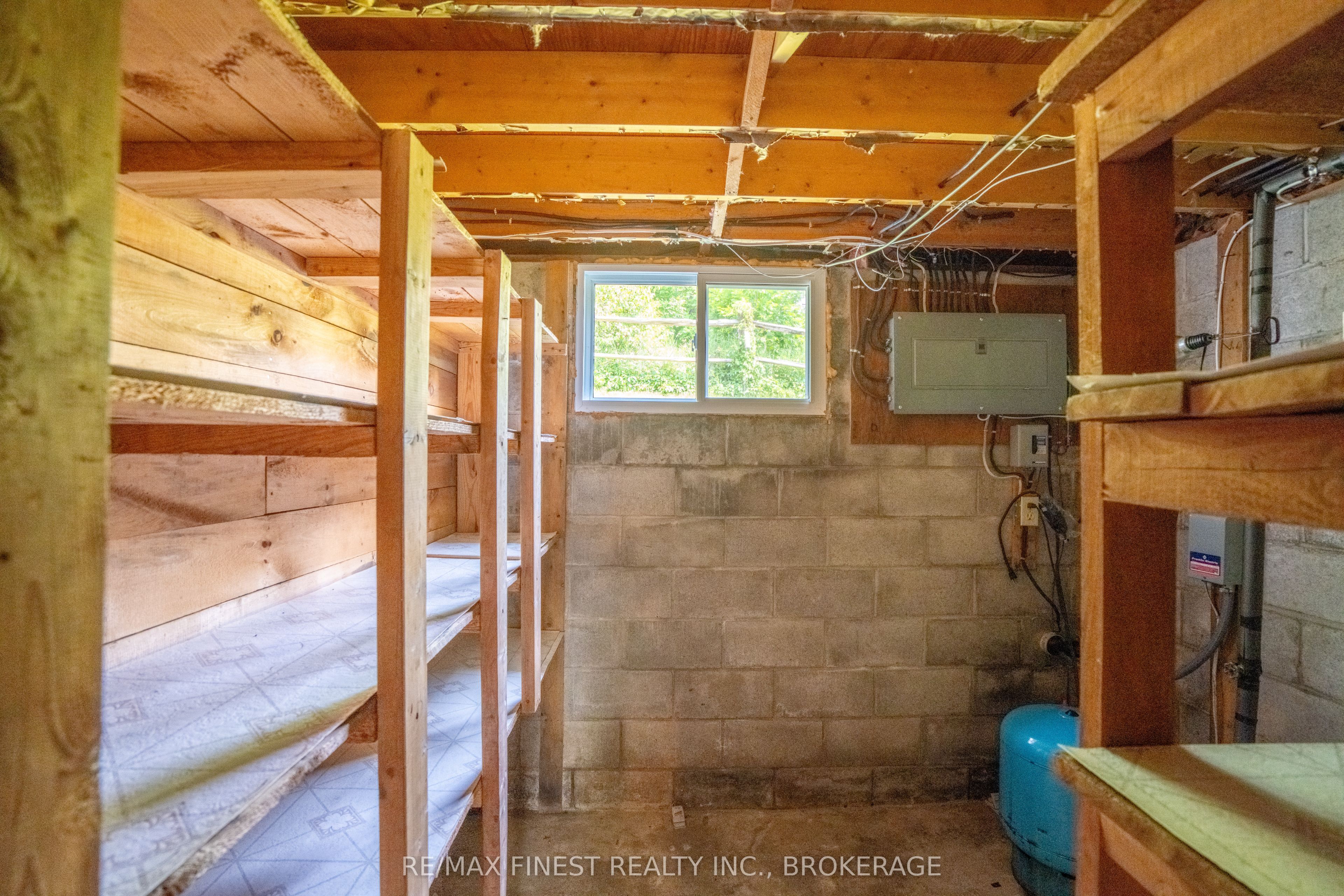 1031 James Road Property Photo 36