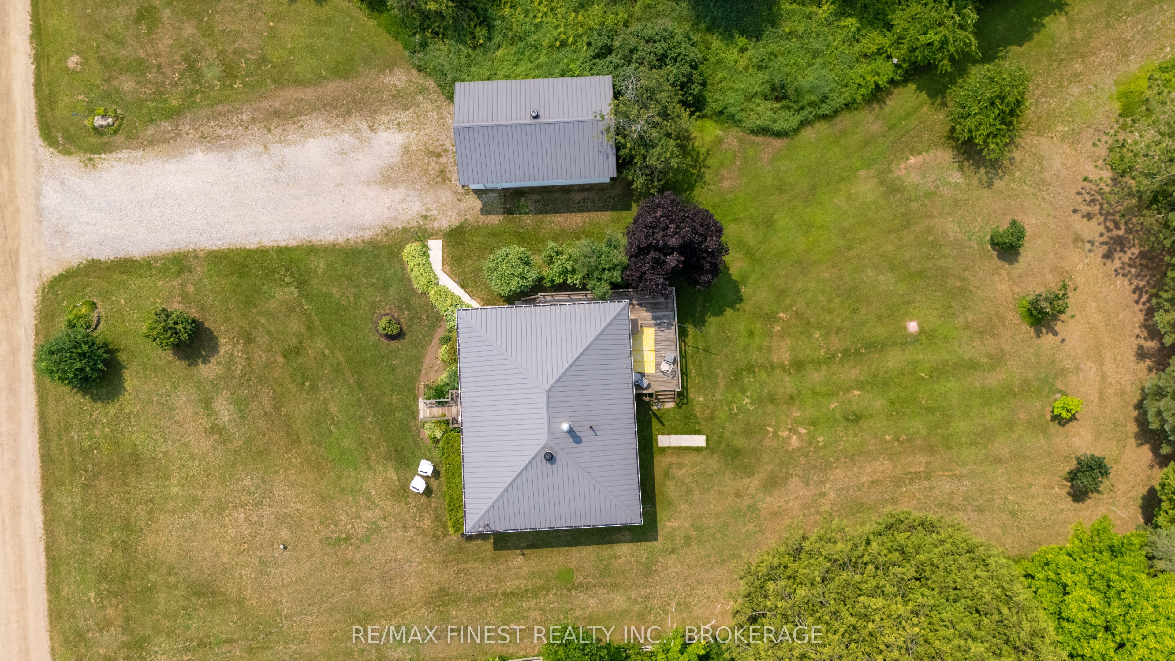 1031 James Road Property Photo 39