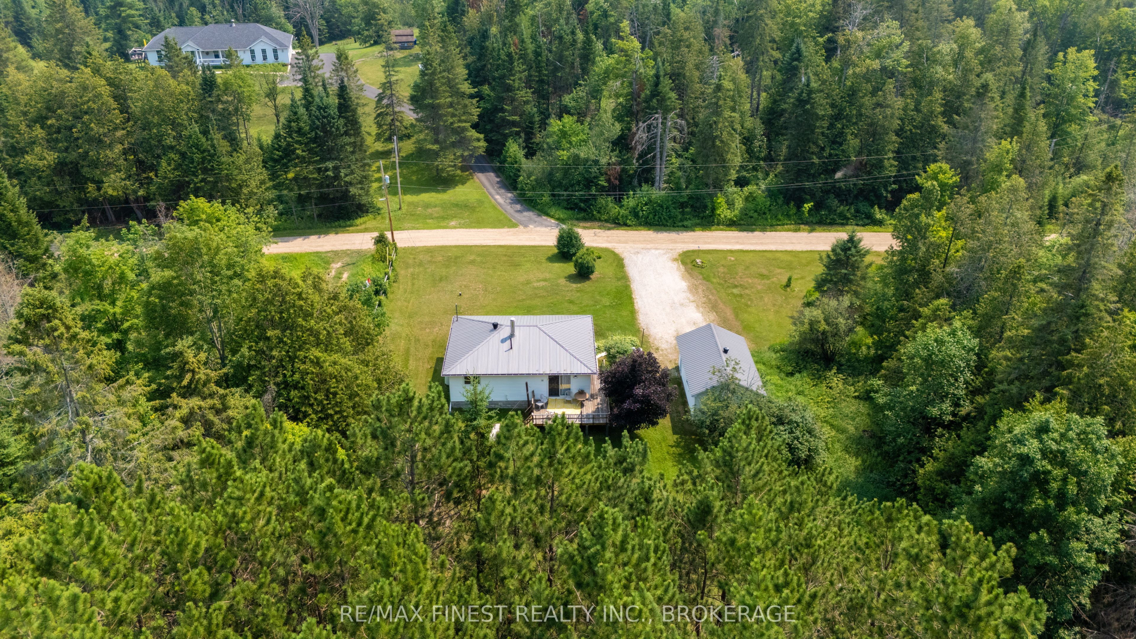 1031 James Road Property Photo 41