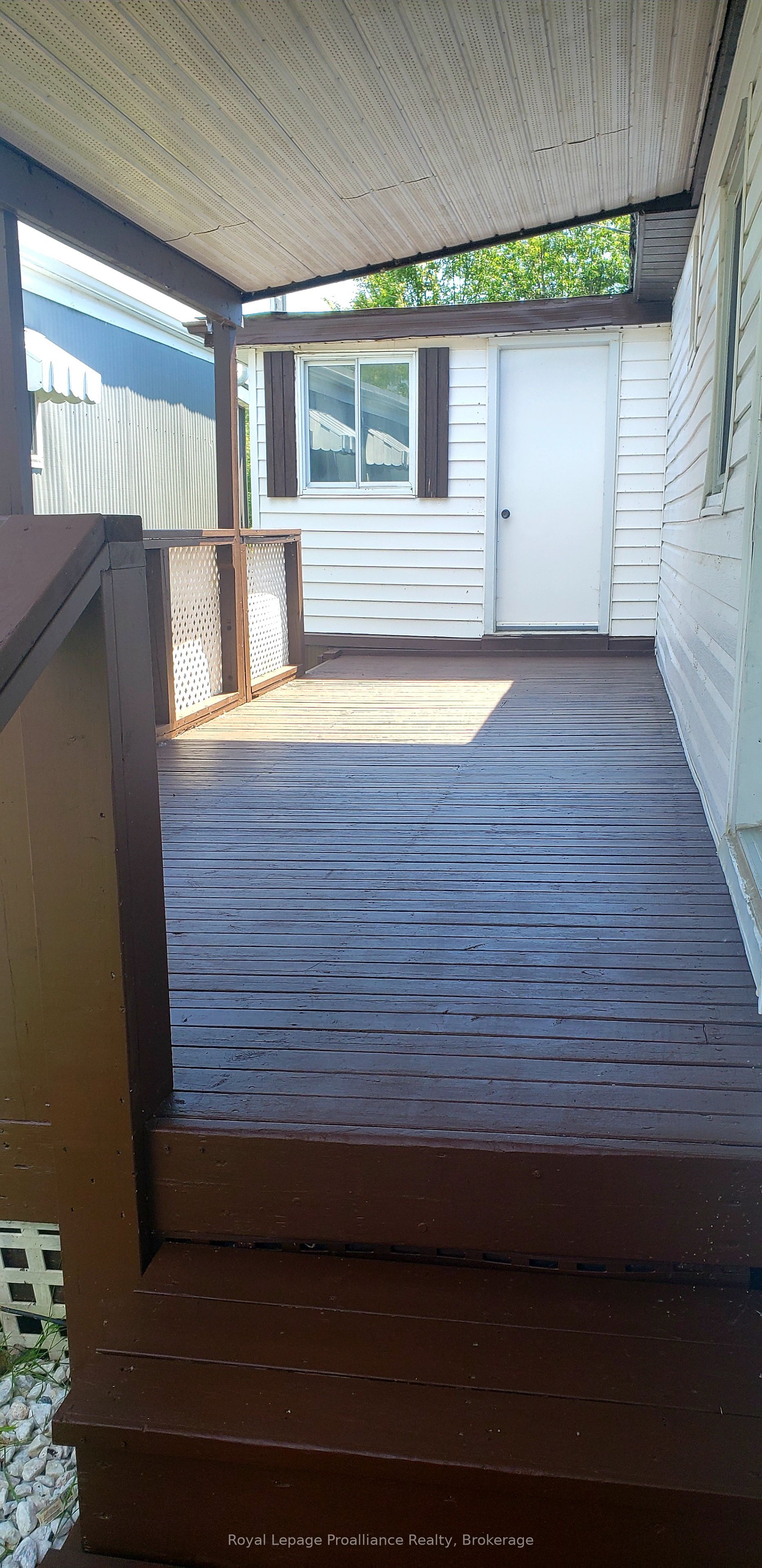 311 Dundas Street E 47 Property Photo 6