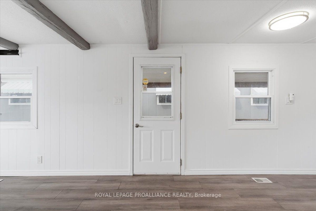 311 Dundas Street E 47 Property Photo 7