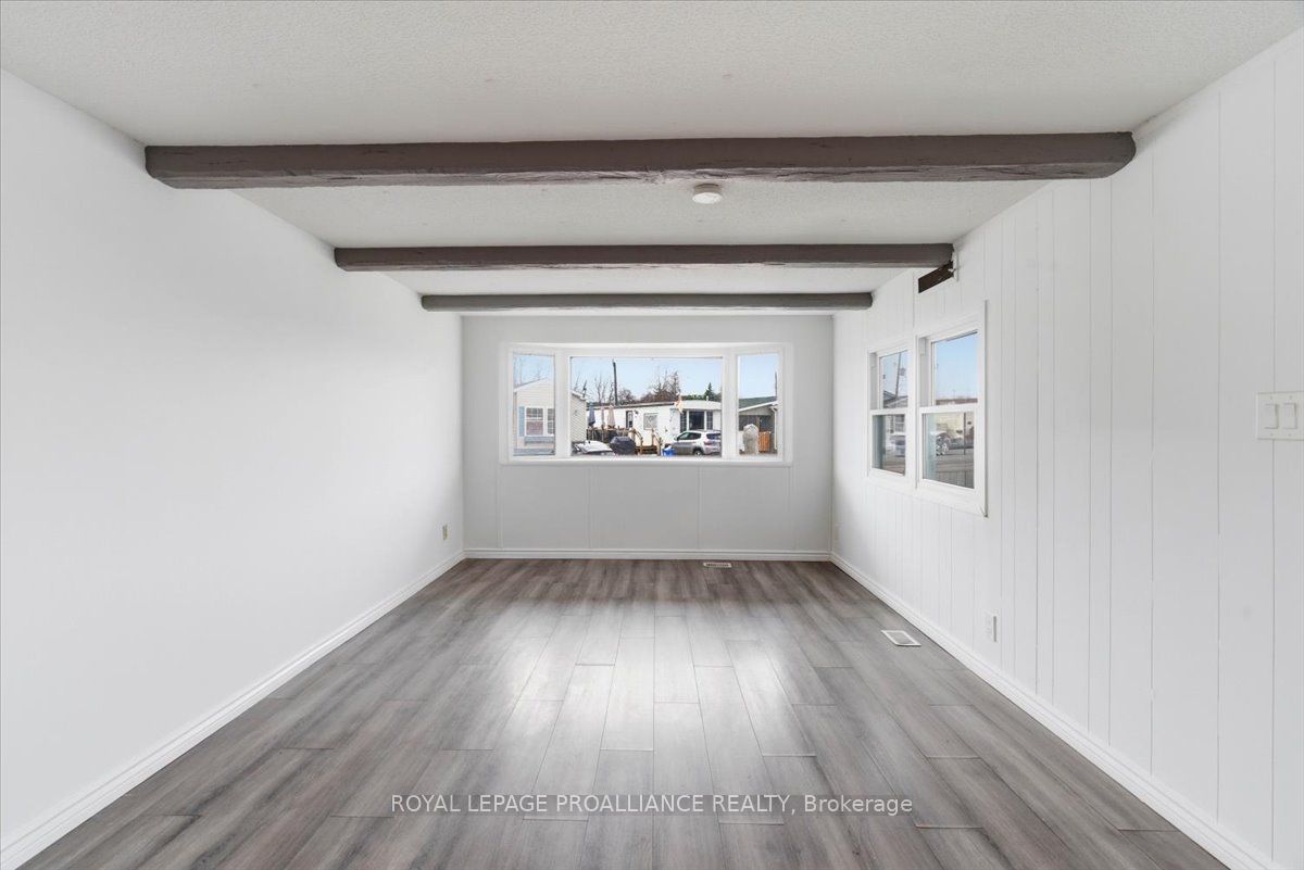 311 Dundas Street E 47 Property Photo 10