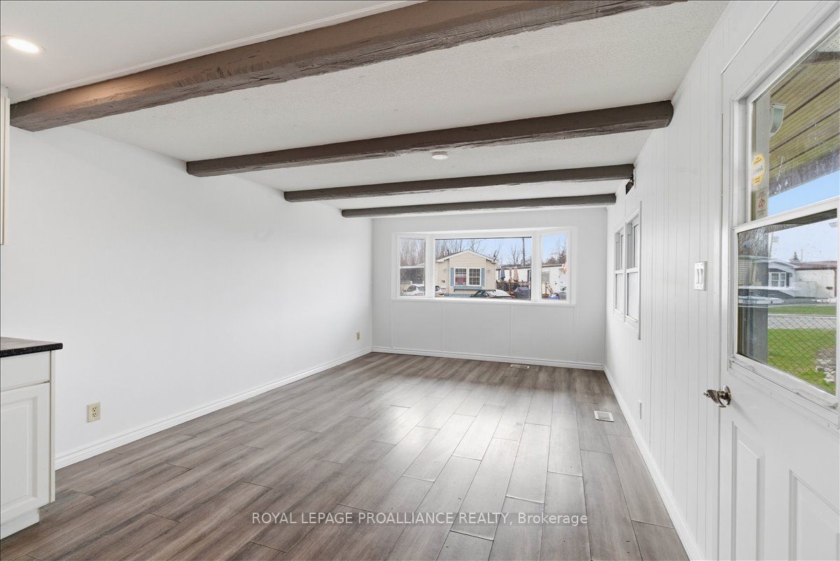 311 Dundas Street E 47 Property Photo 11