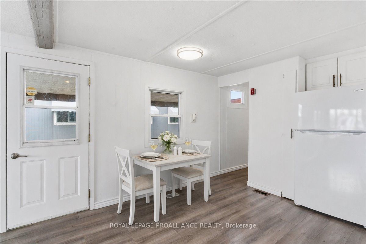 311 Dundas Street E 47 Property Photo 15