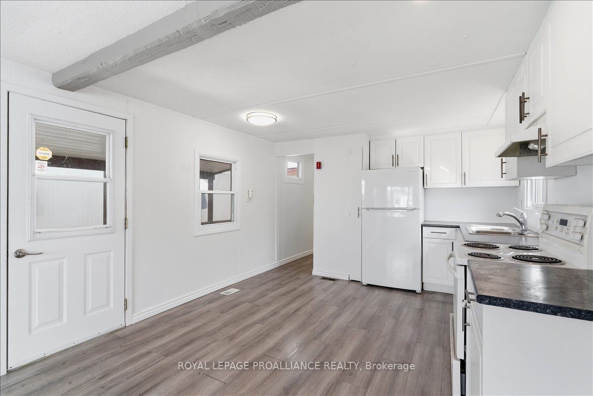 311 Dundas Street E 47 Property Photo 17