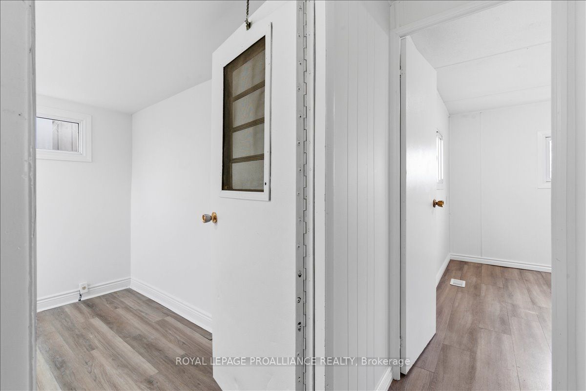311 Dundas Street E 47 Property Photo 32