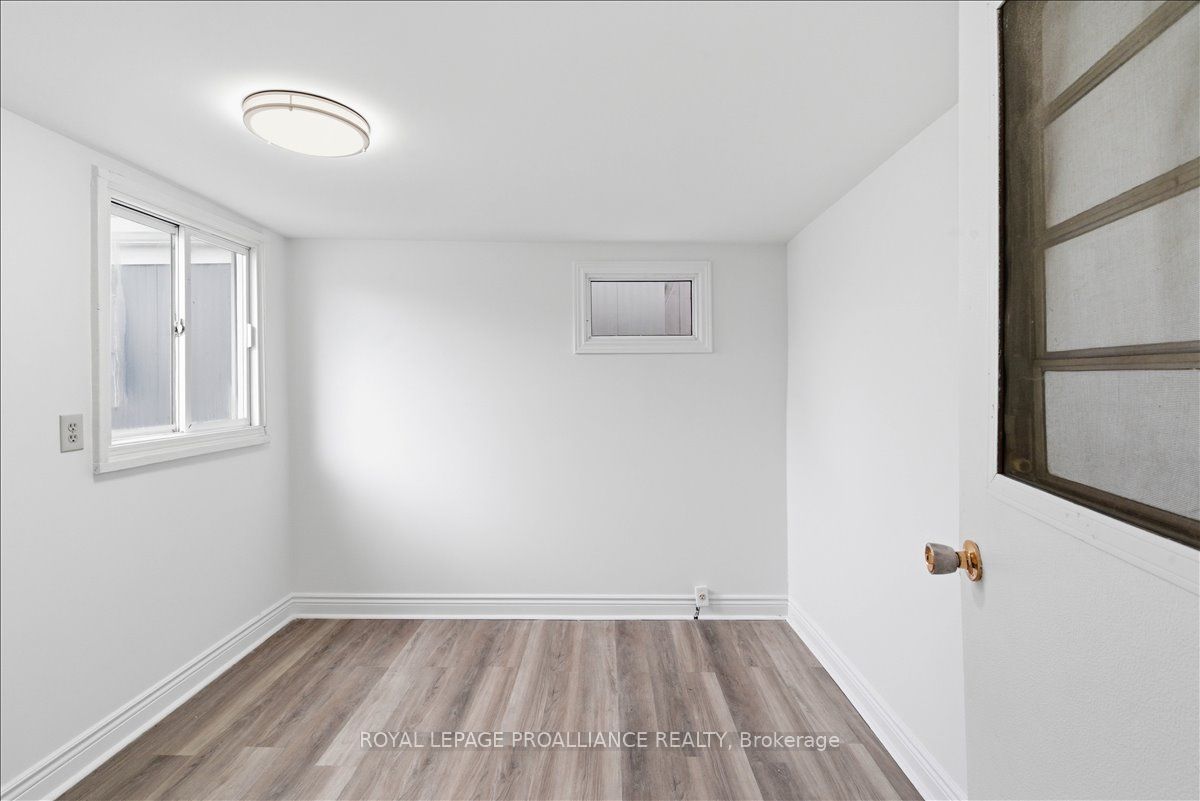311 Dundas Street E 47 Property Photo 33