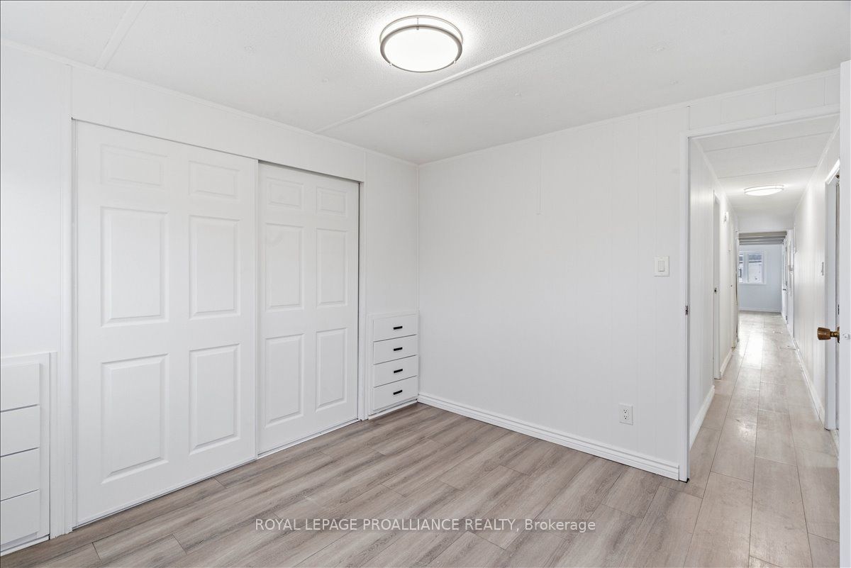 311 Dundas Street E 47 Property Photo 37