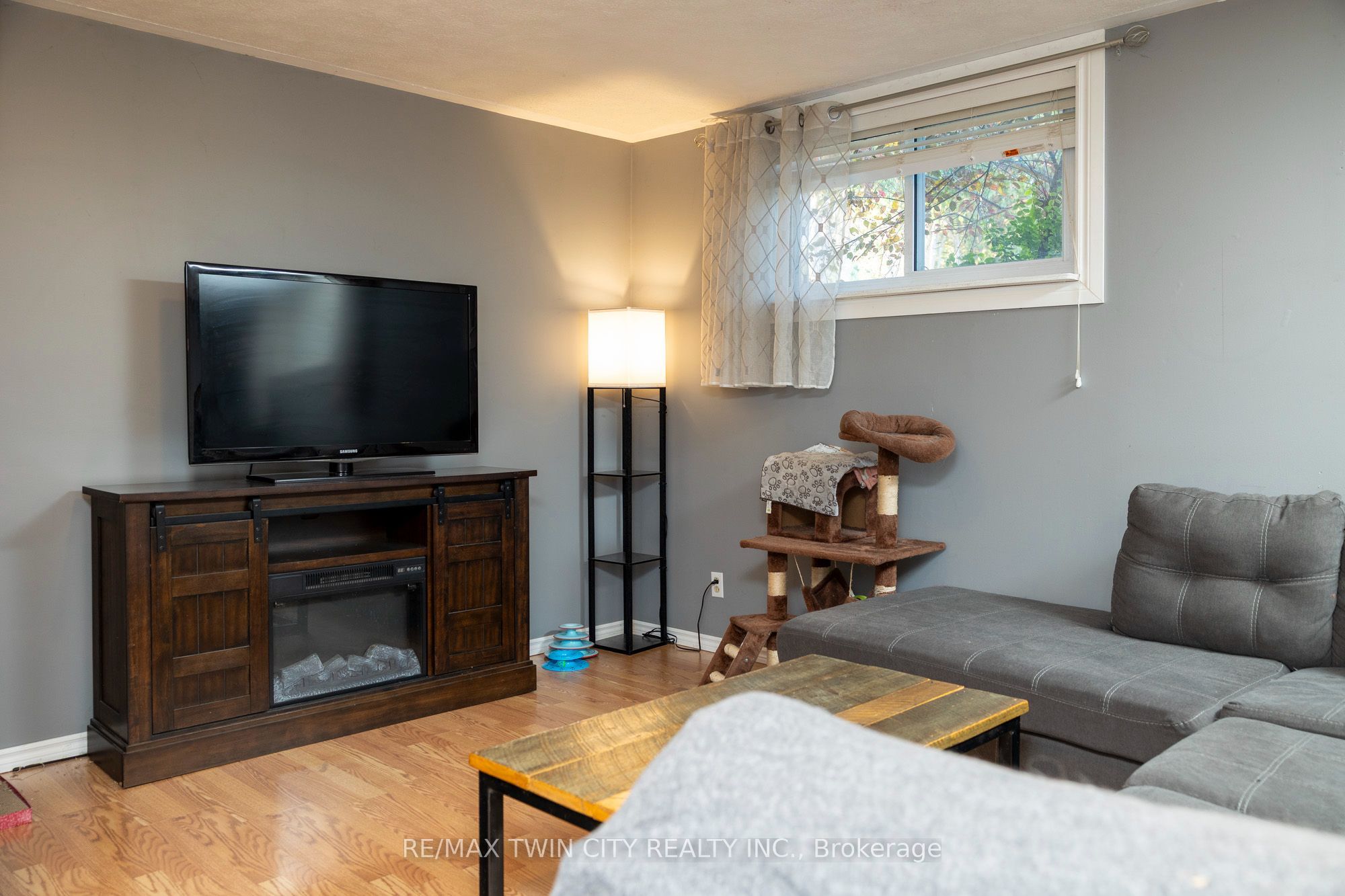 976 Mcdowell Road E Property Photo 23