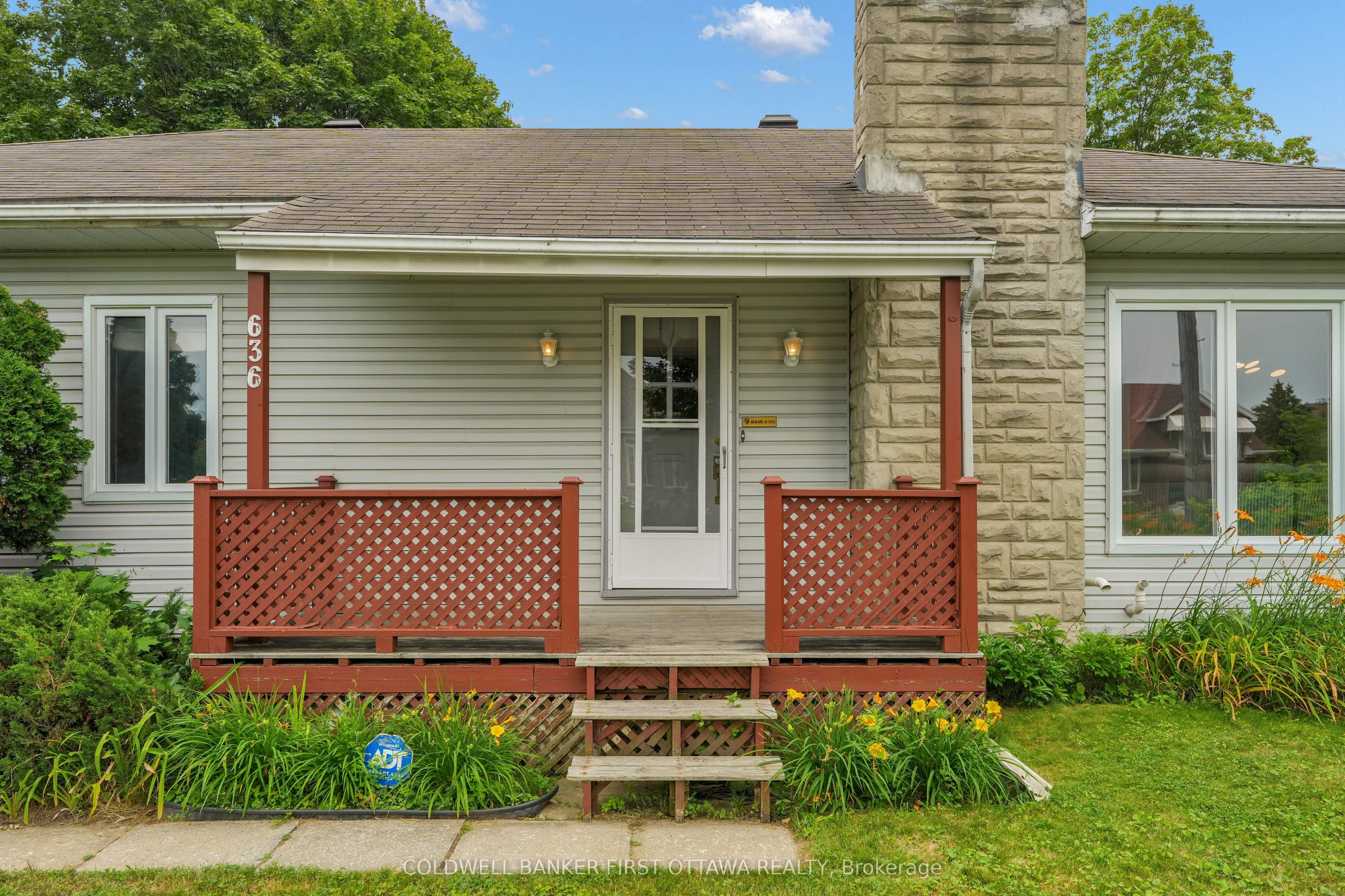 636 Malartic Avenue Property Photo 3