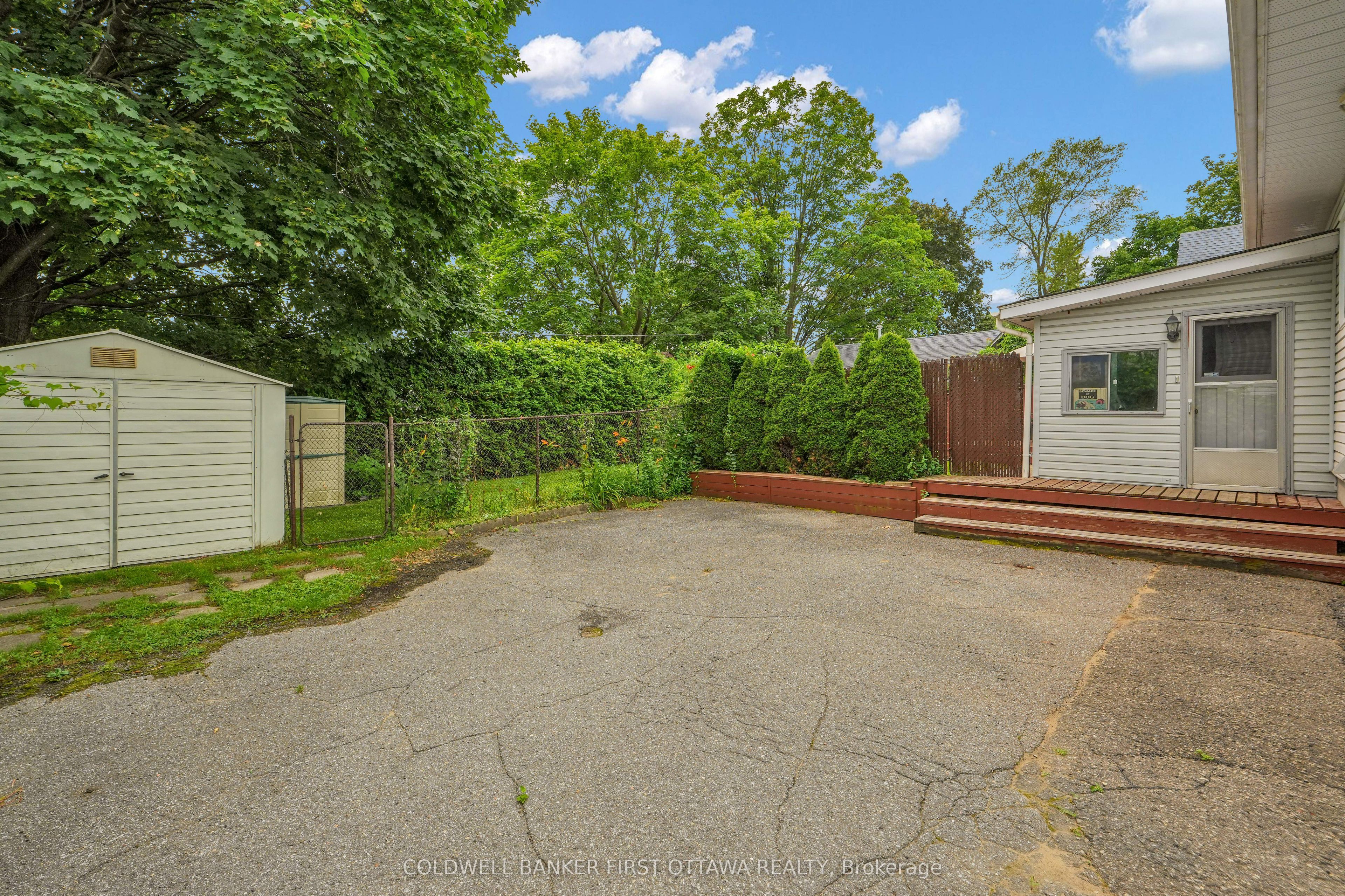 636 Malartic Avenue Property Photo 29