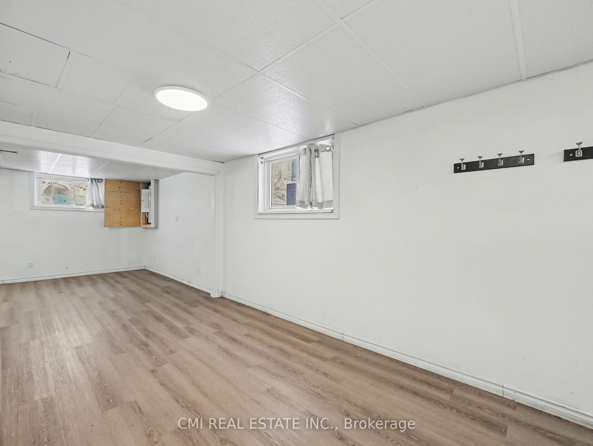 4306 East Avenue Property Photo 22