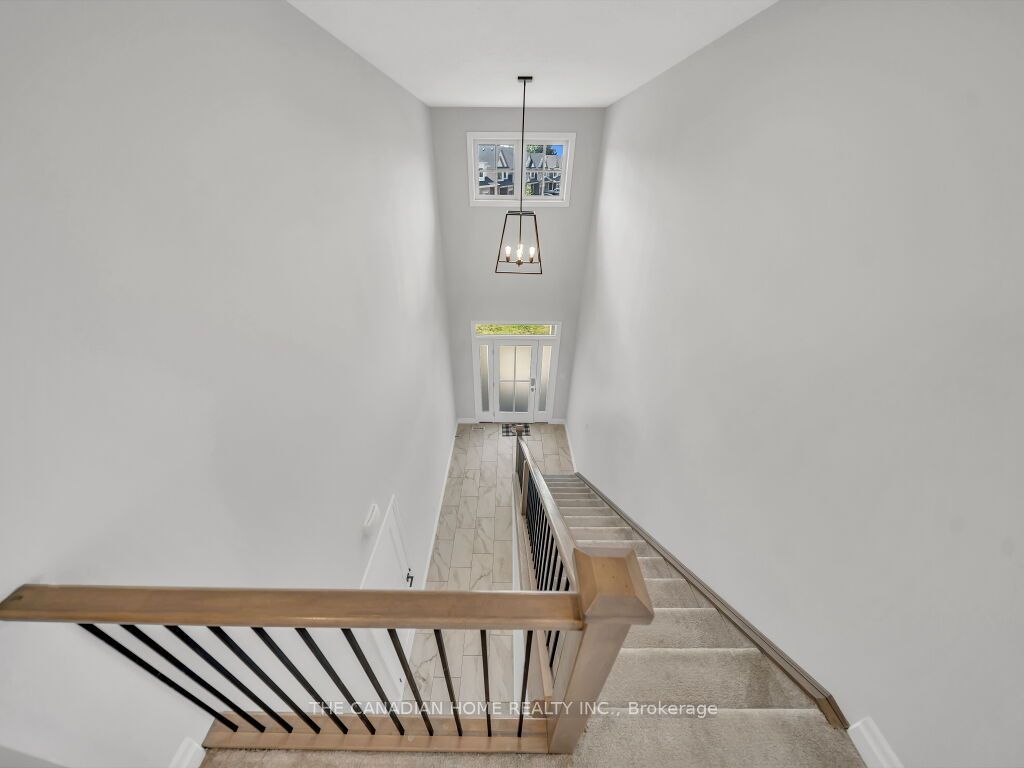 51 Keba Crescent N Property Photo 21