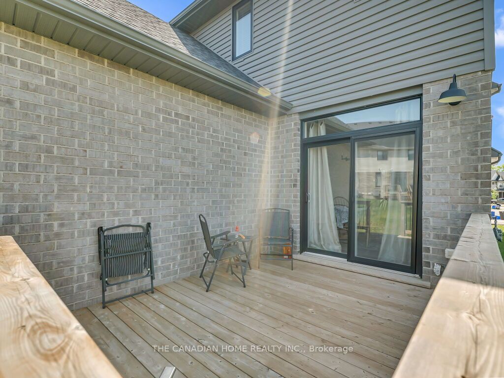 51 Keba Crescent N Property Photo 43