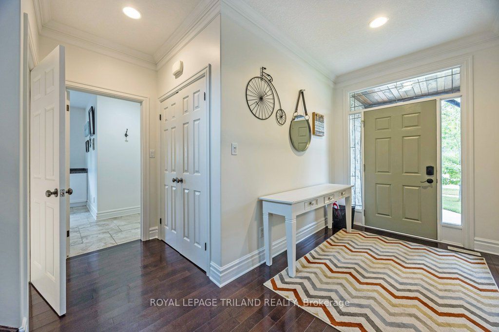 139 Skyline Avenue Property Photo 3