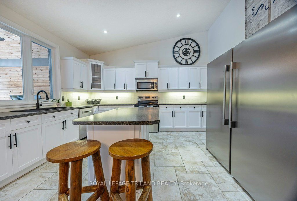 139 Skyline Avenue Property Photo 11