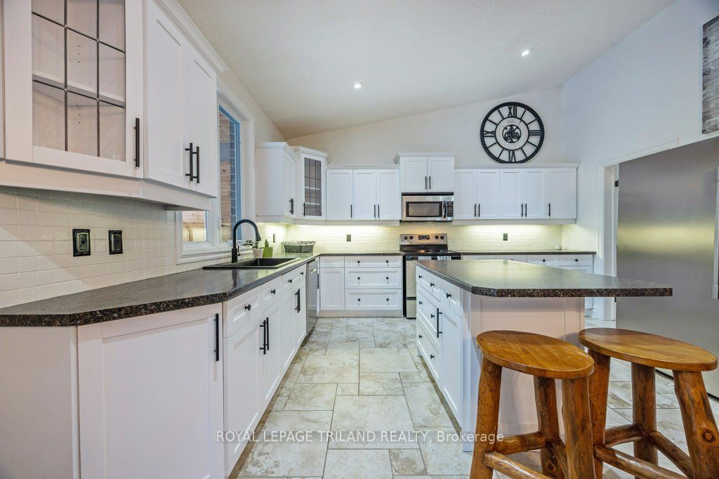 139 Skyline Avenue Property Photo 12
