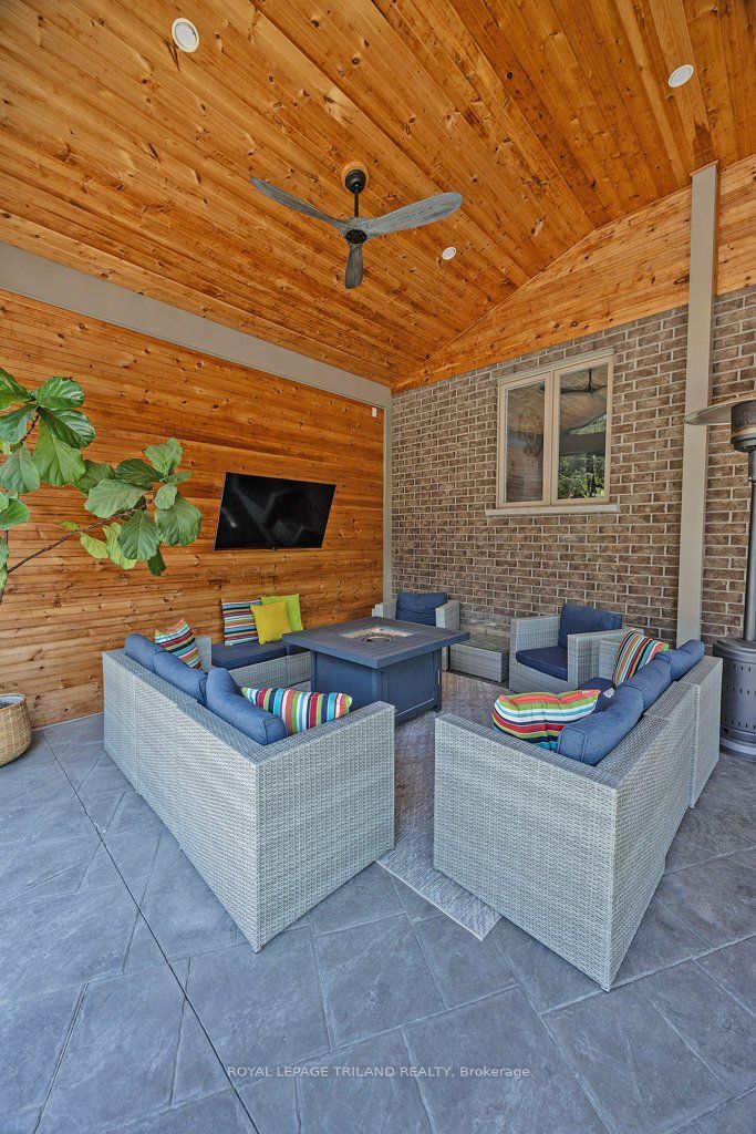 139 Skyline Avenue Property Photo 37