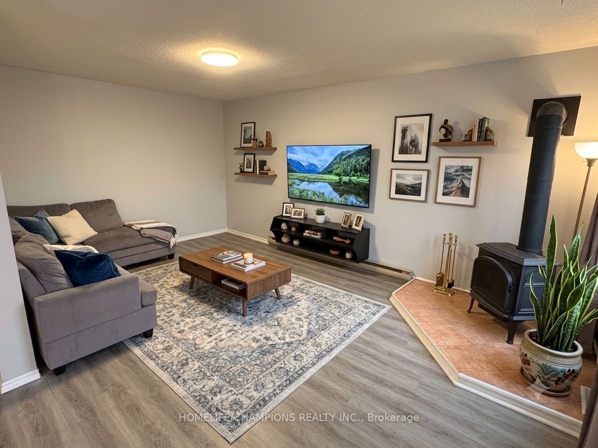 60 Elmsdale Drive 33 Property Photo 1