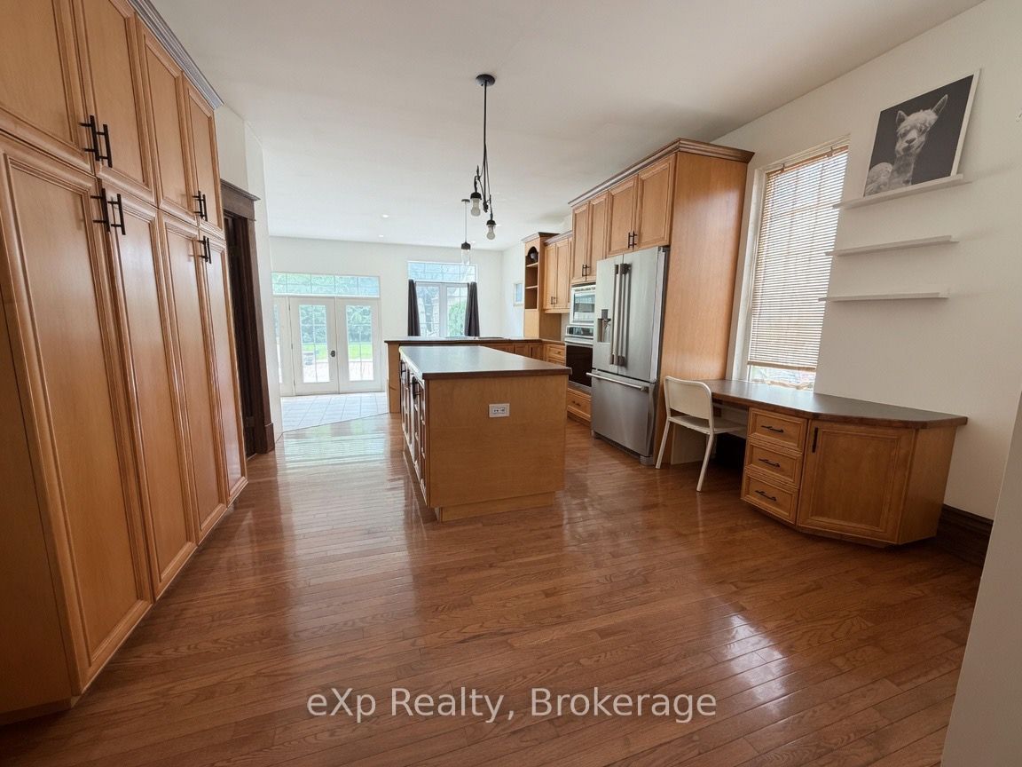 853 7th Avenue Property Photo 8