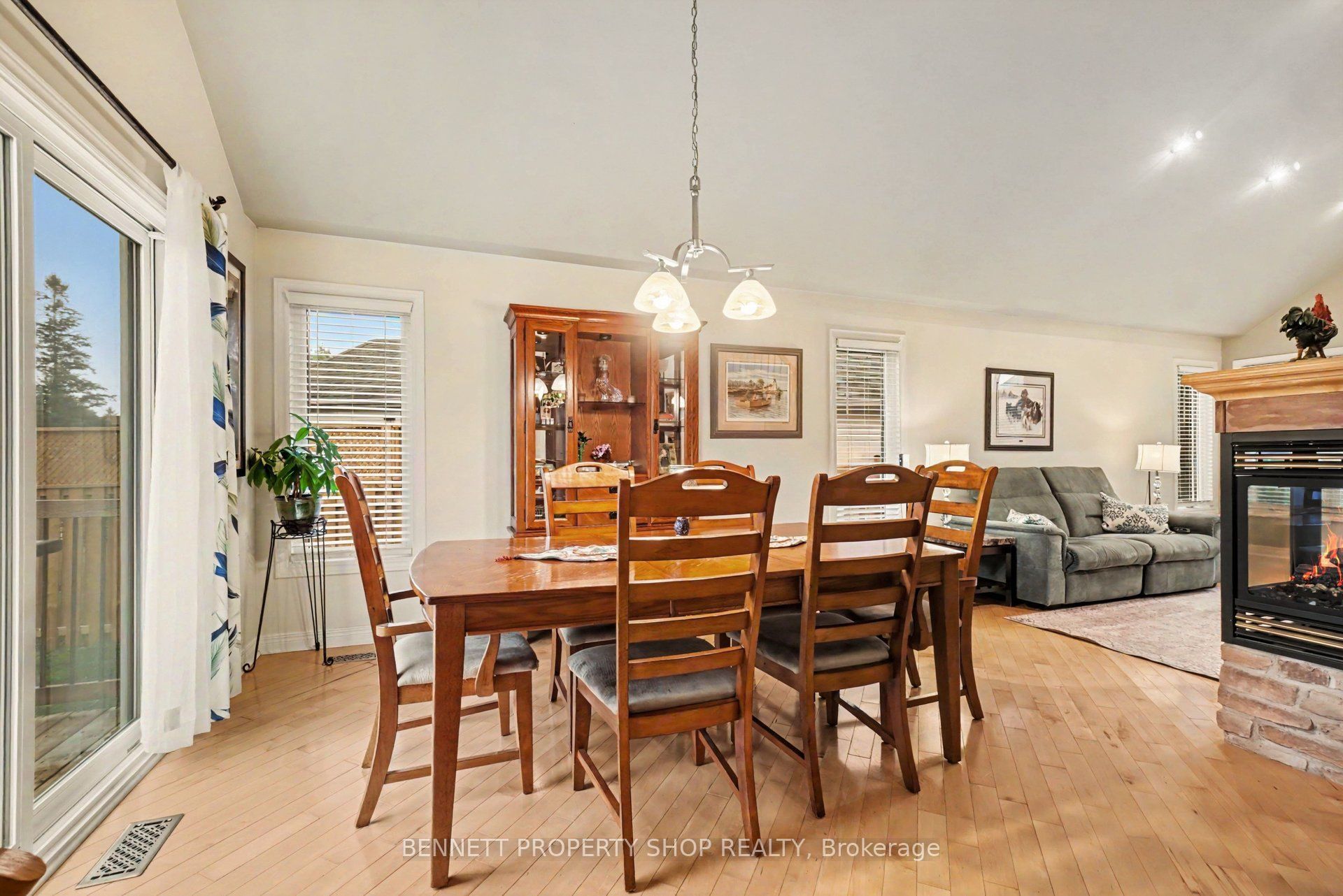 179 Sandra Crescent Property Photo 9