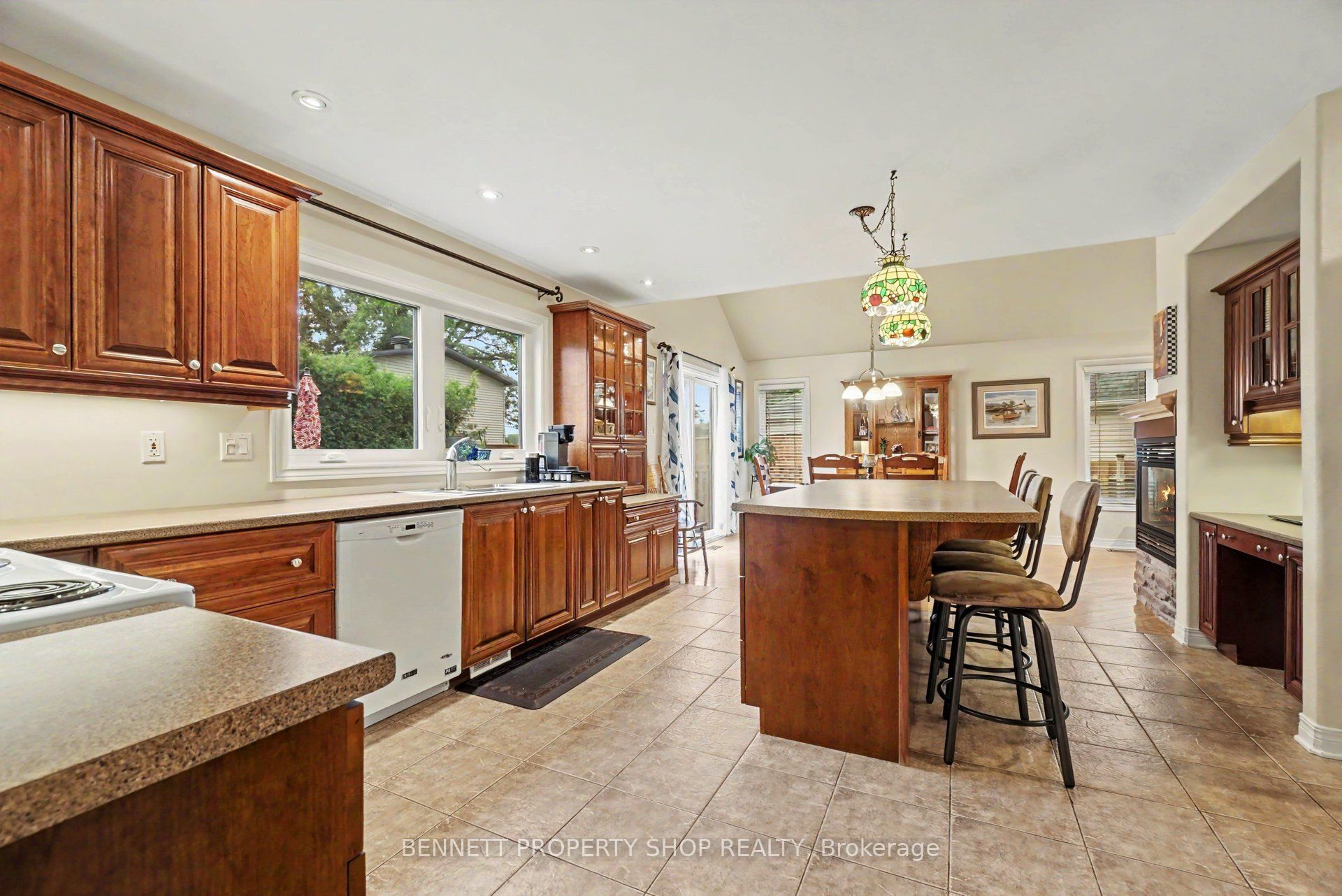 179 Sandra Crescent Property Photo 11