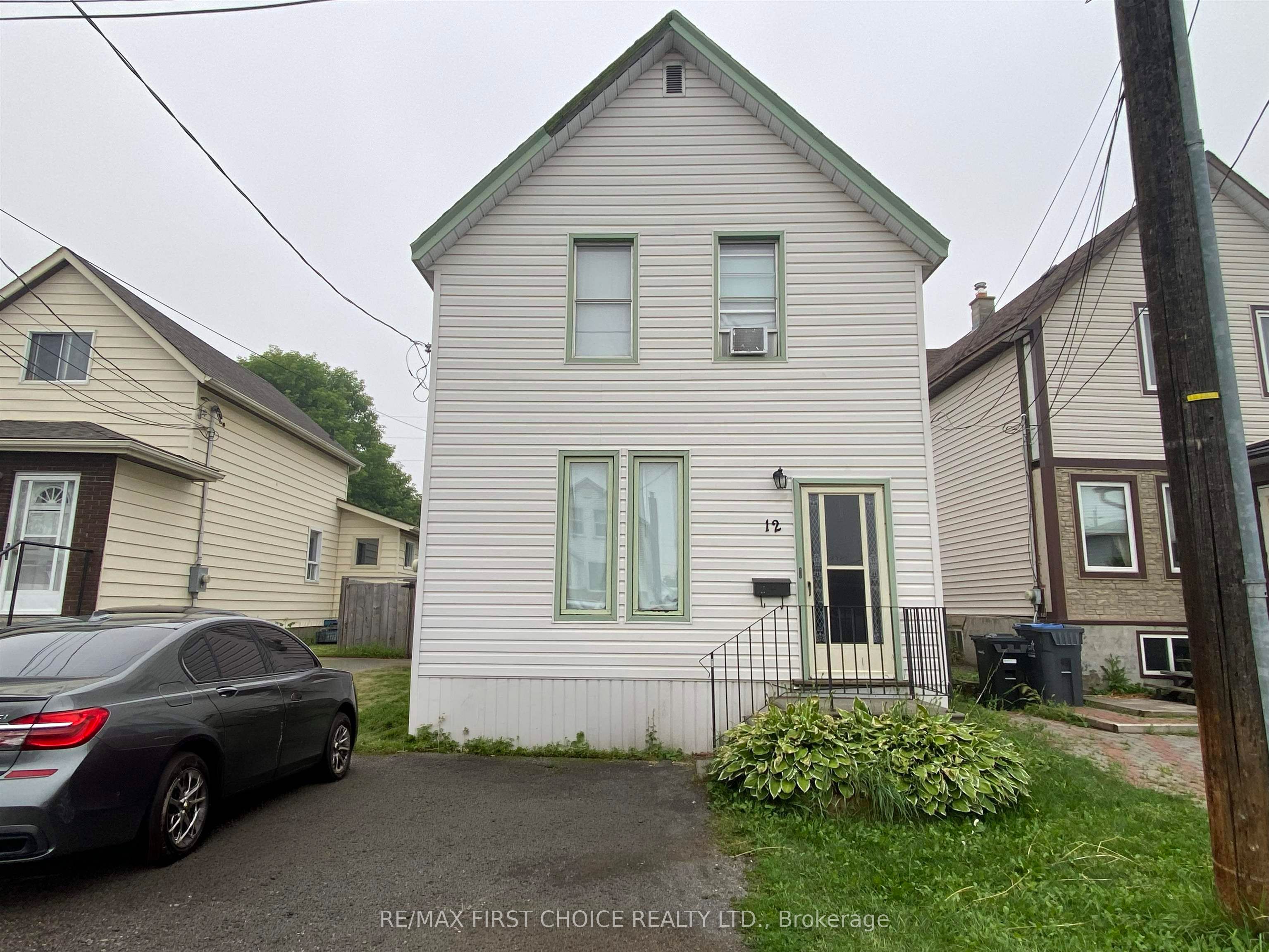 12 Machar Avenue