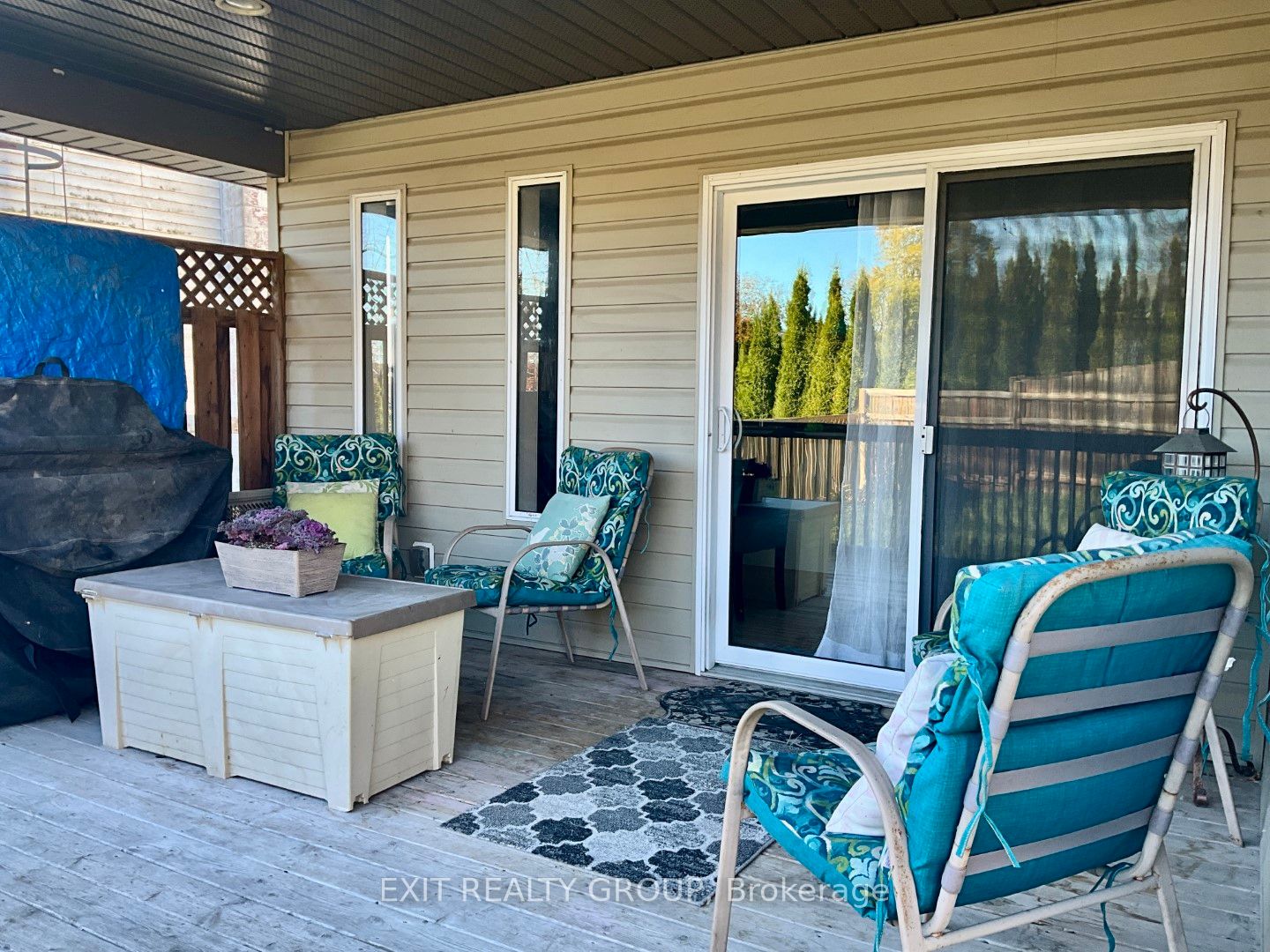 354 Riverside Parkway Property Photo 6