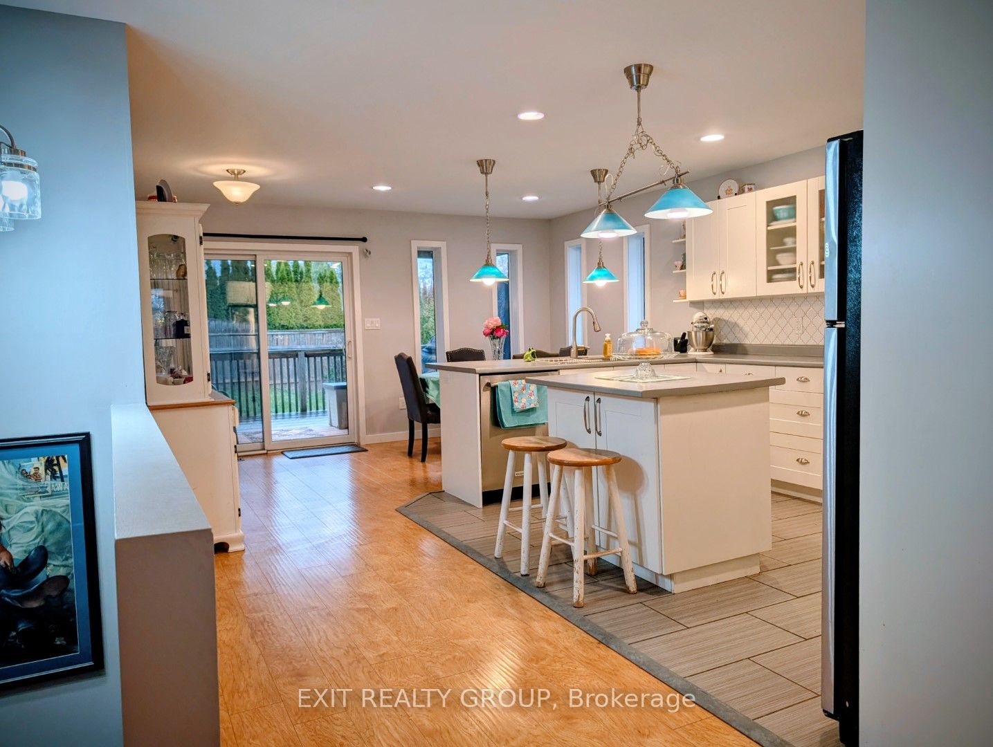 354 Riverside Parkway Property Photo 12
