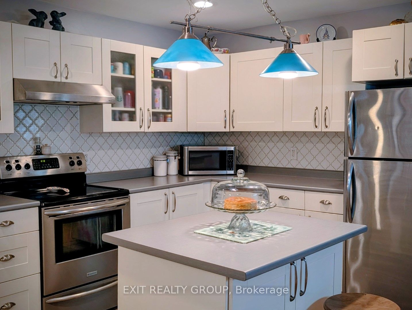 354 Riverside Parkway Property Photo 13