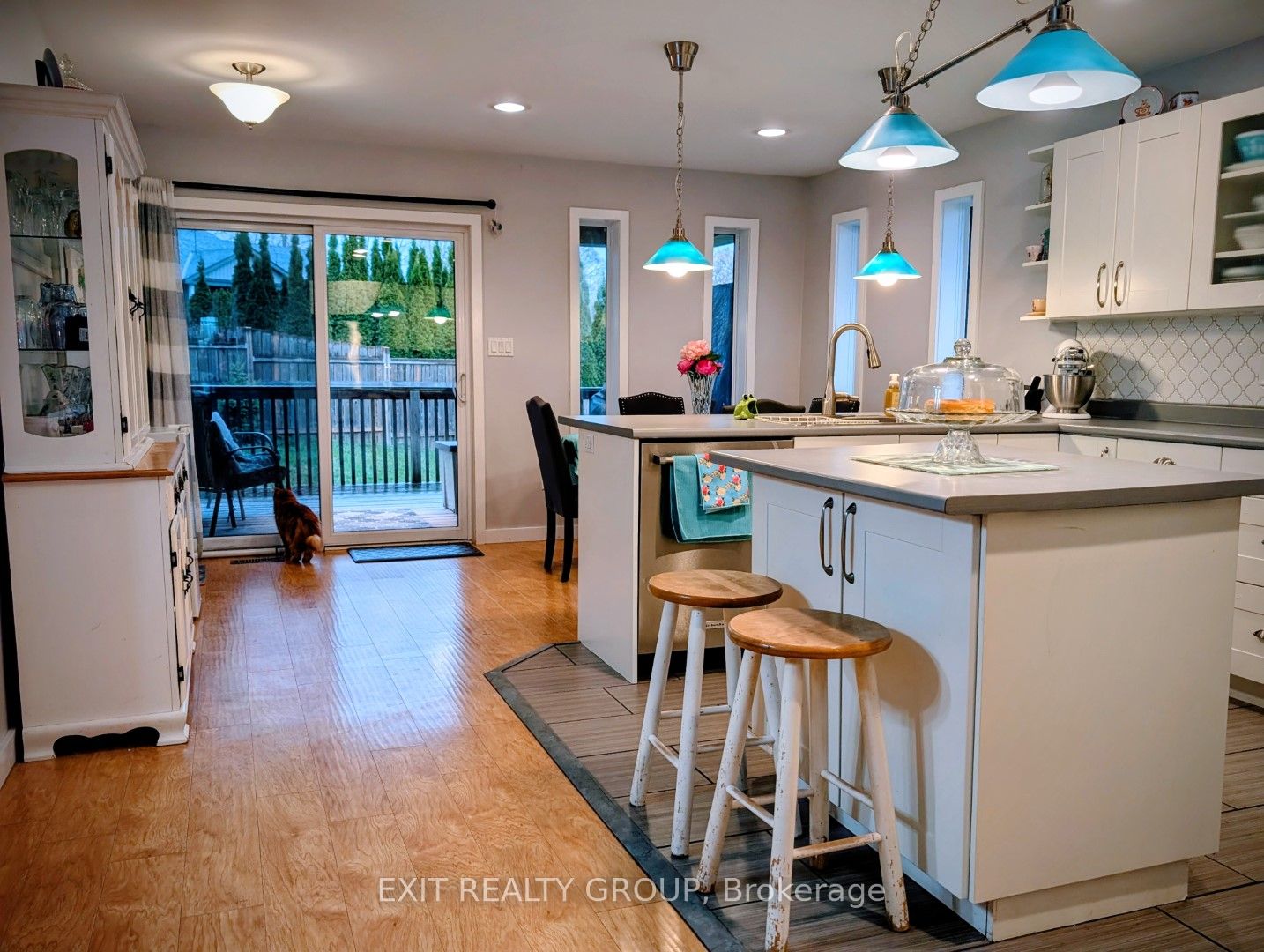 354 Riverside Parkway Property Photo 15