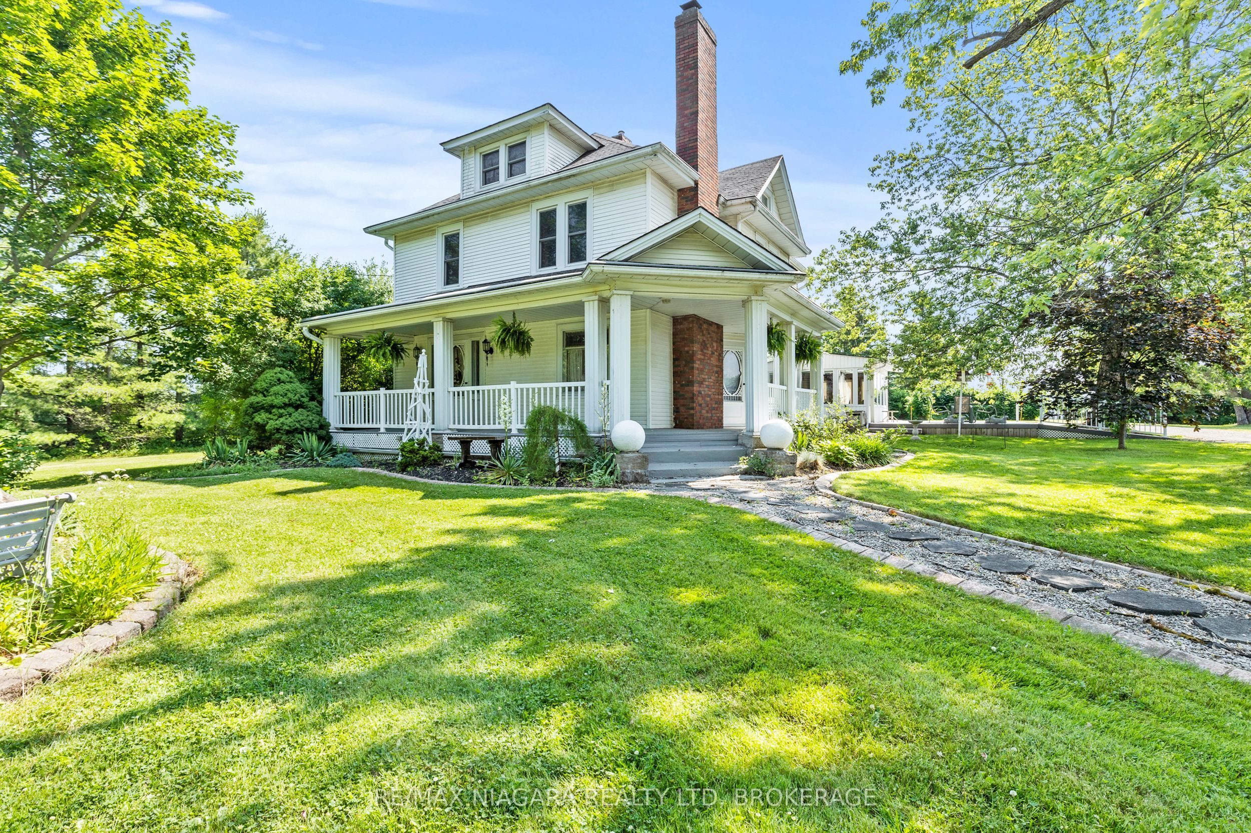 3362 Montrose Road Property Photo 1