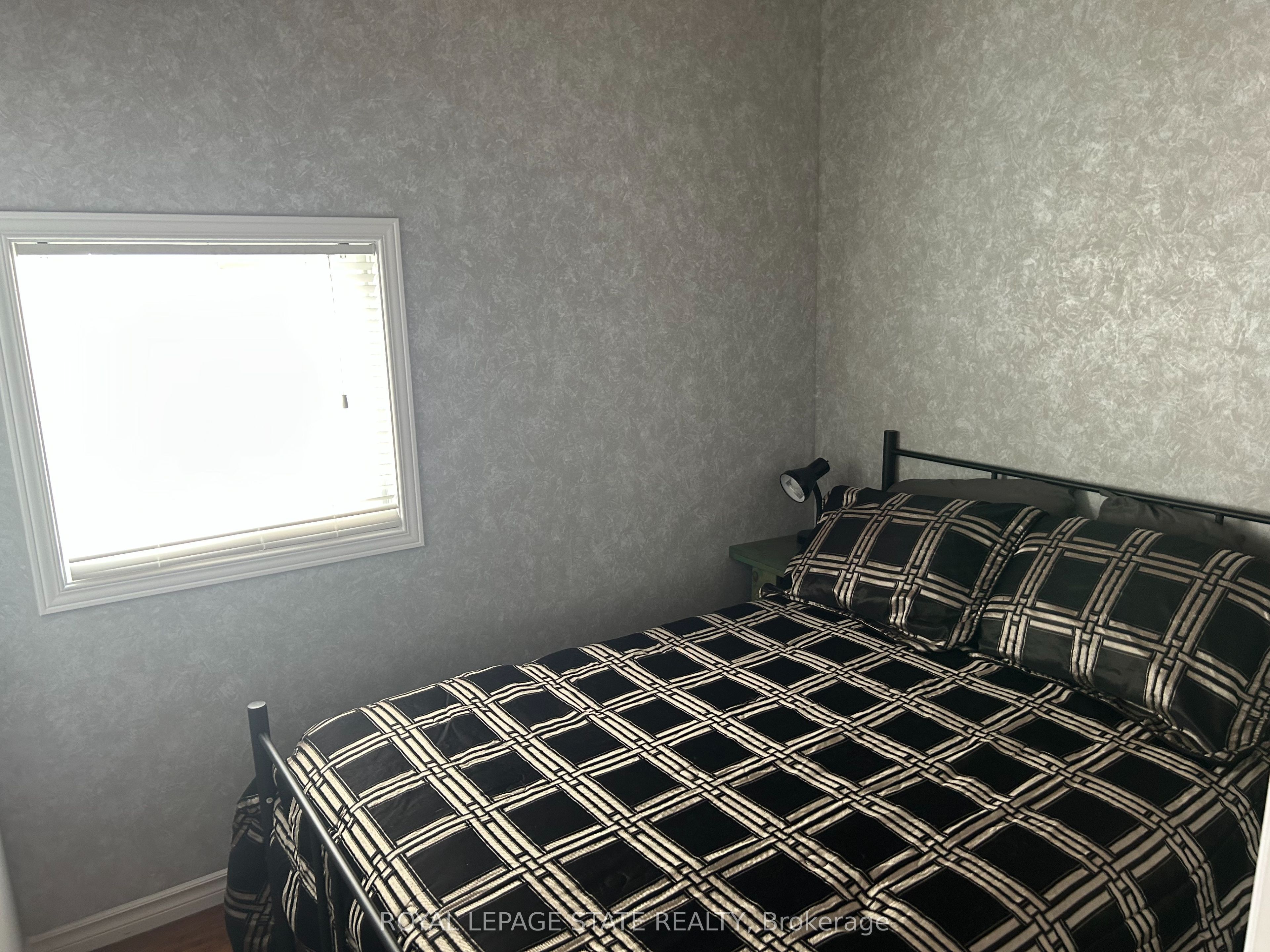6 Lakeside Drive Property Photo 14