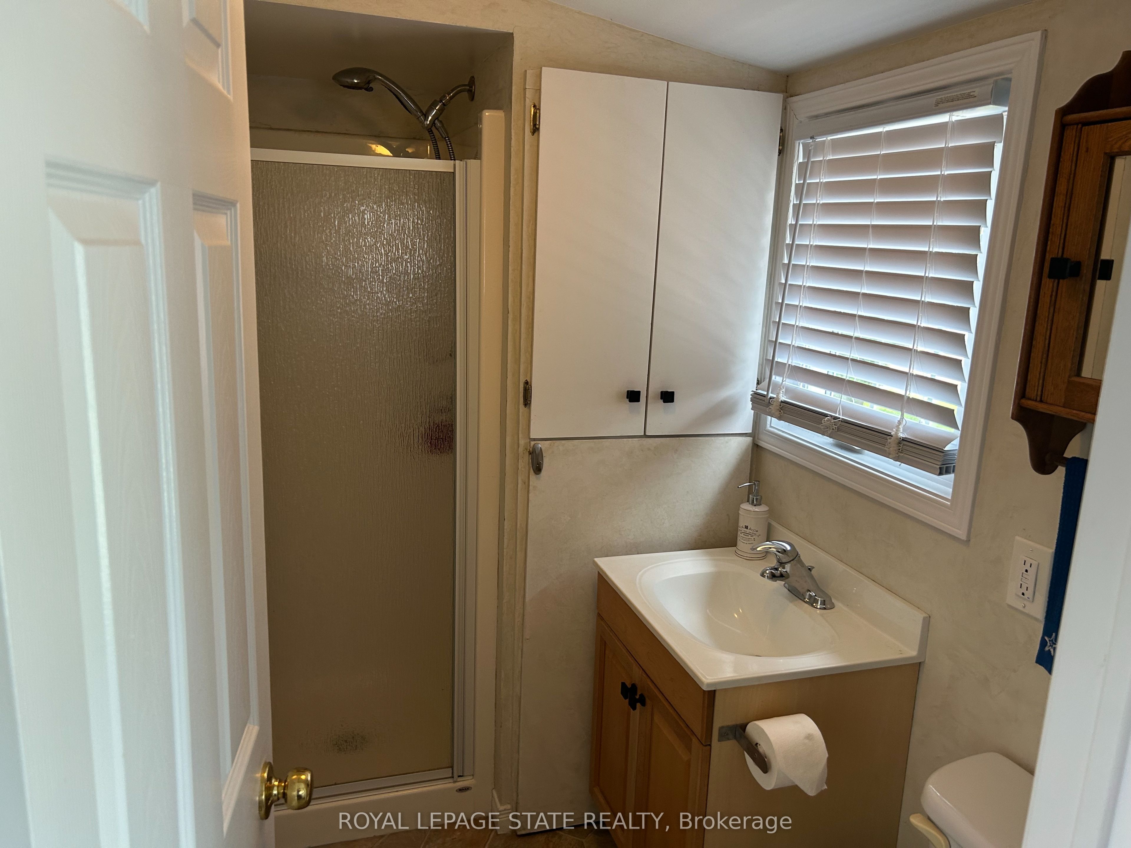 6 Lakeside Drive Property Photo 15