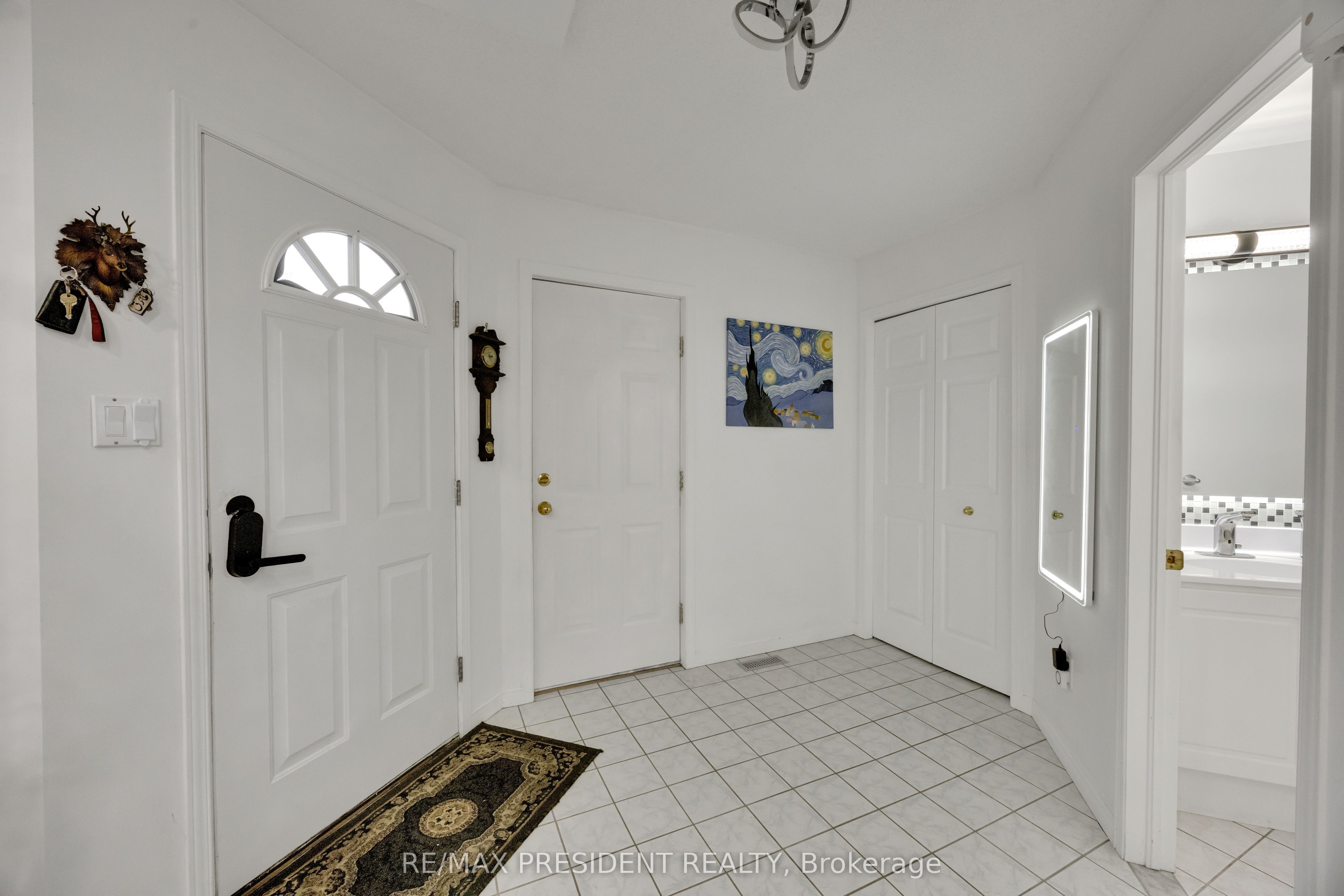10 Chalkstone Drive 18 Property Photo 6