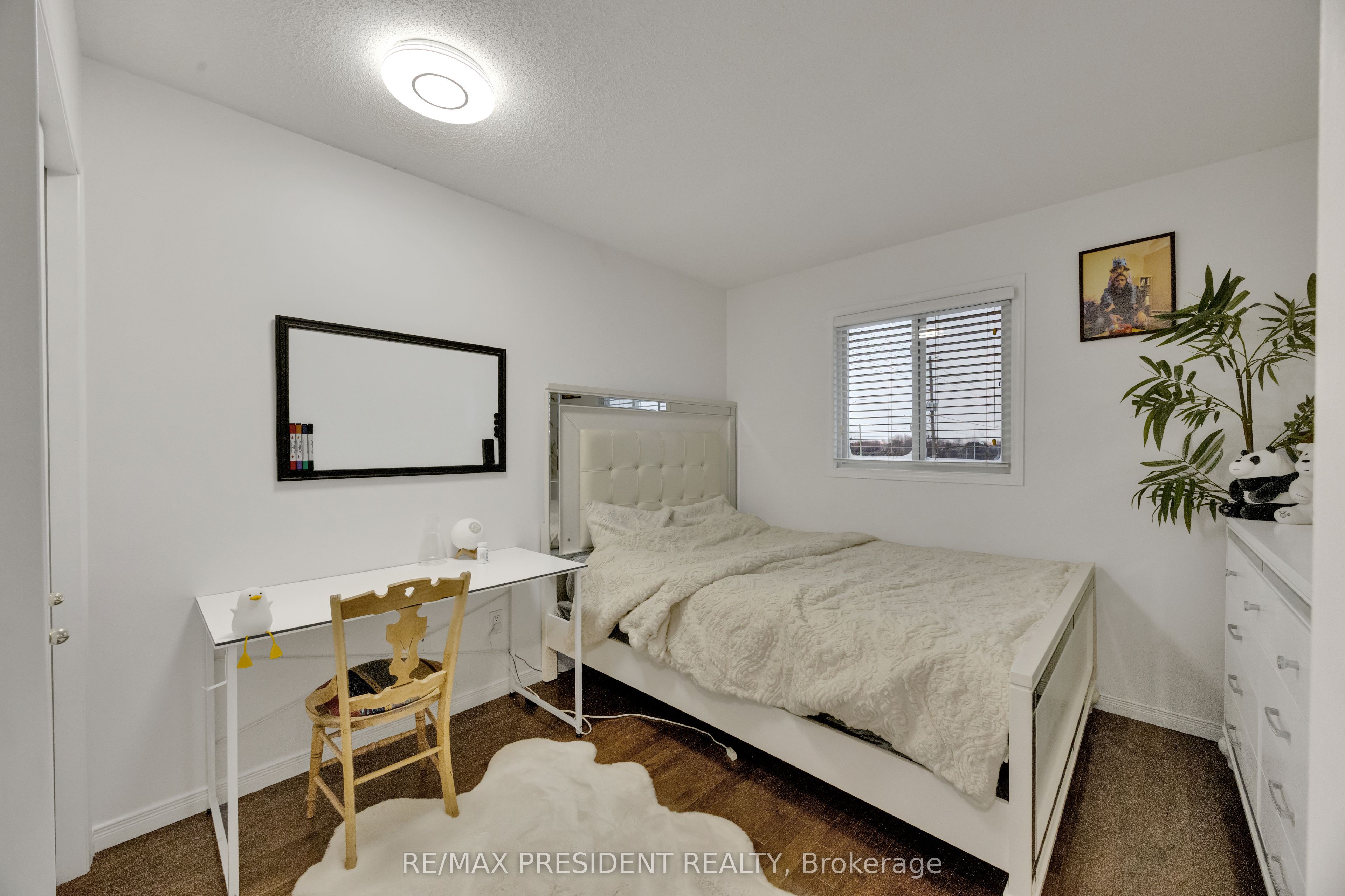 10 Chalkstone Drive 18 Property Photo 20