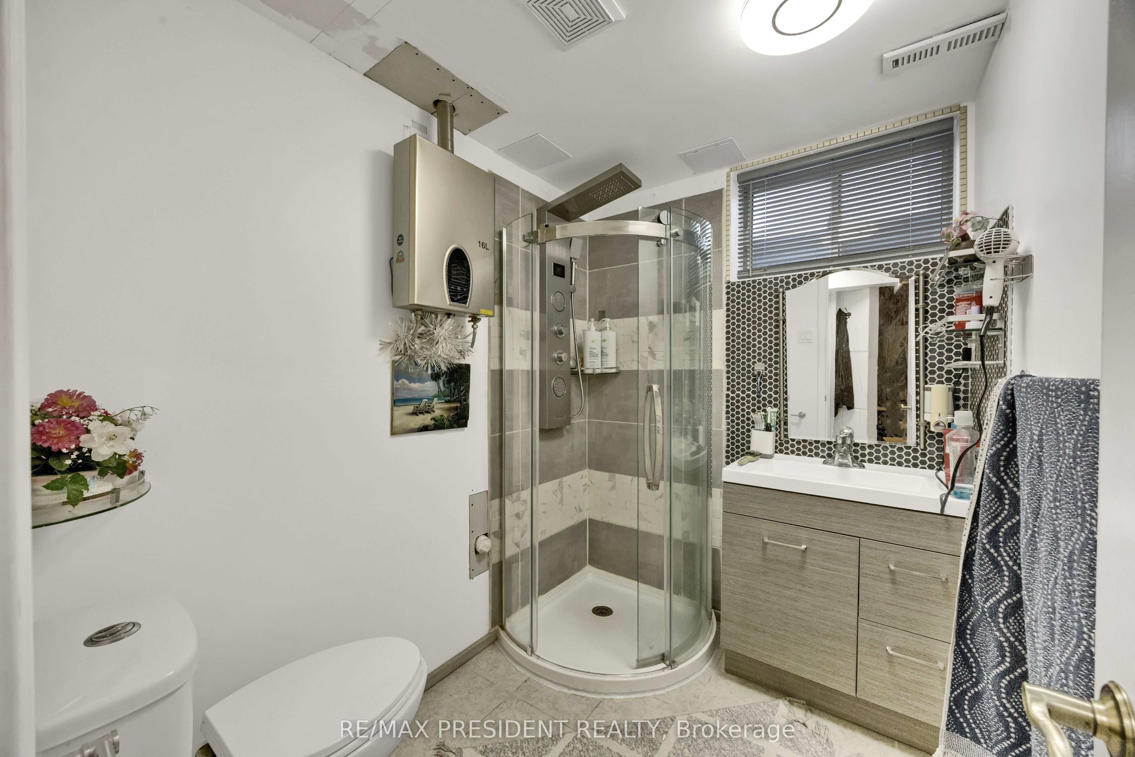 10 Chalkstone Drive 18 Property Photo 27
