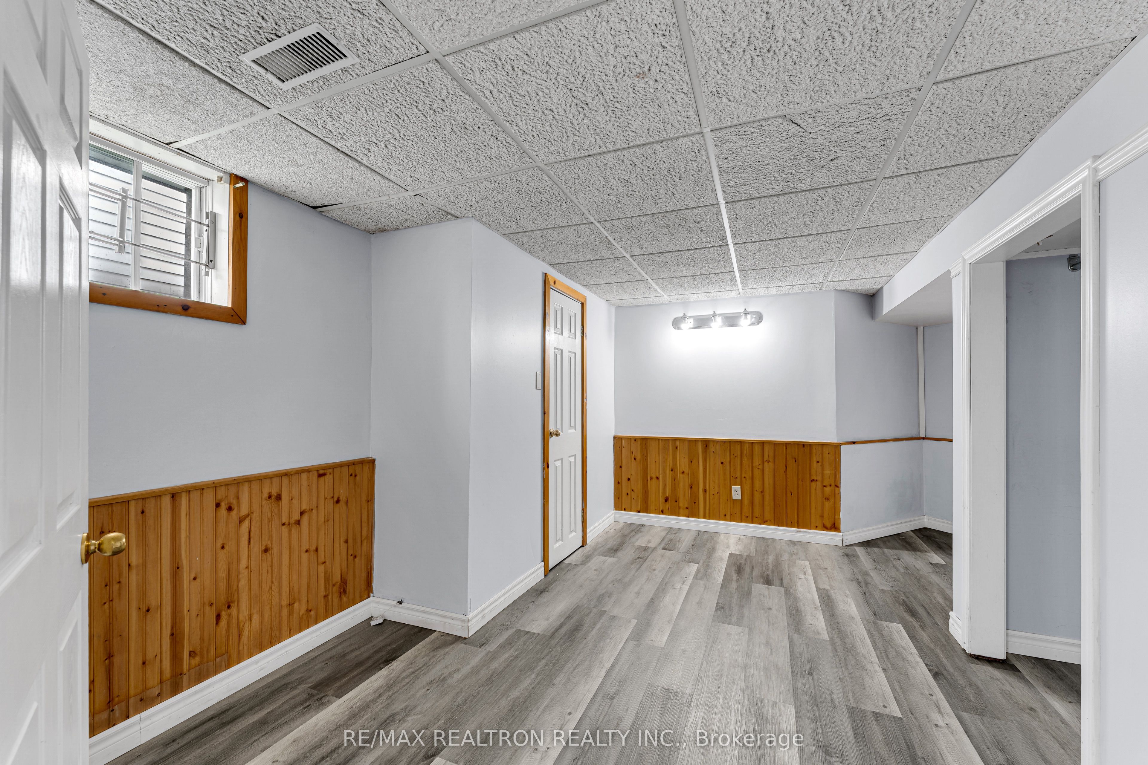 709 Ridley Drive Property Photo 28