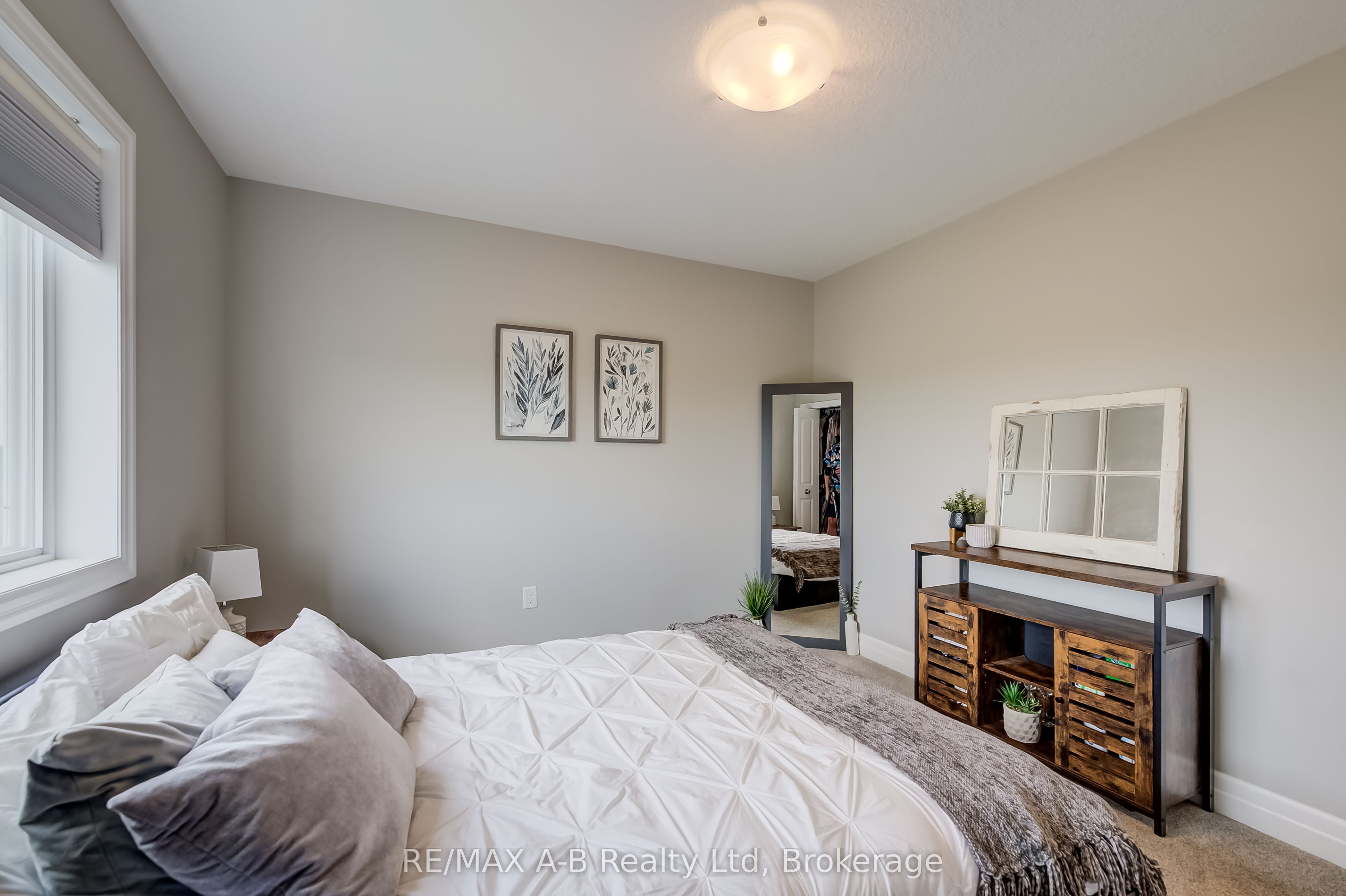 122 Halliday Drive Property Photo 17