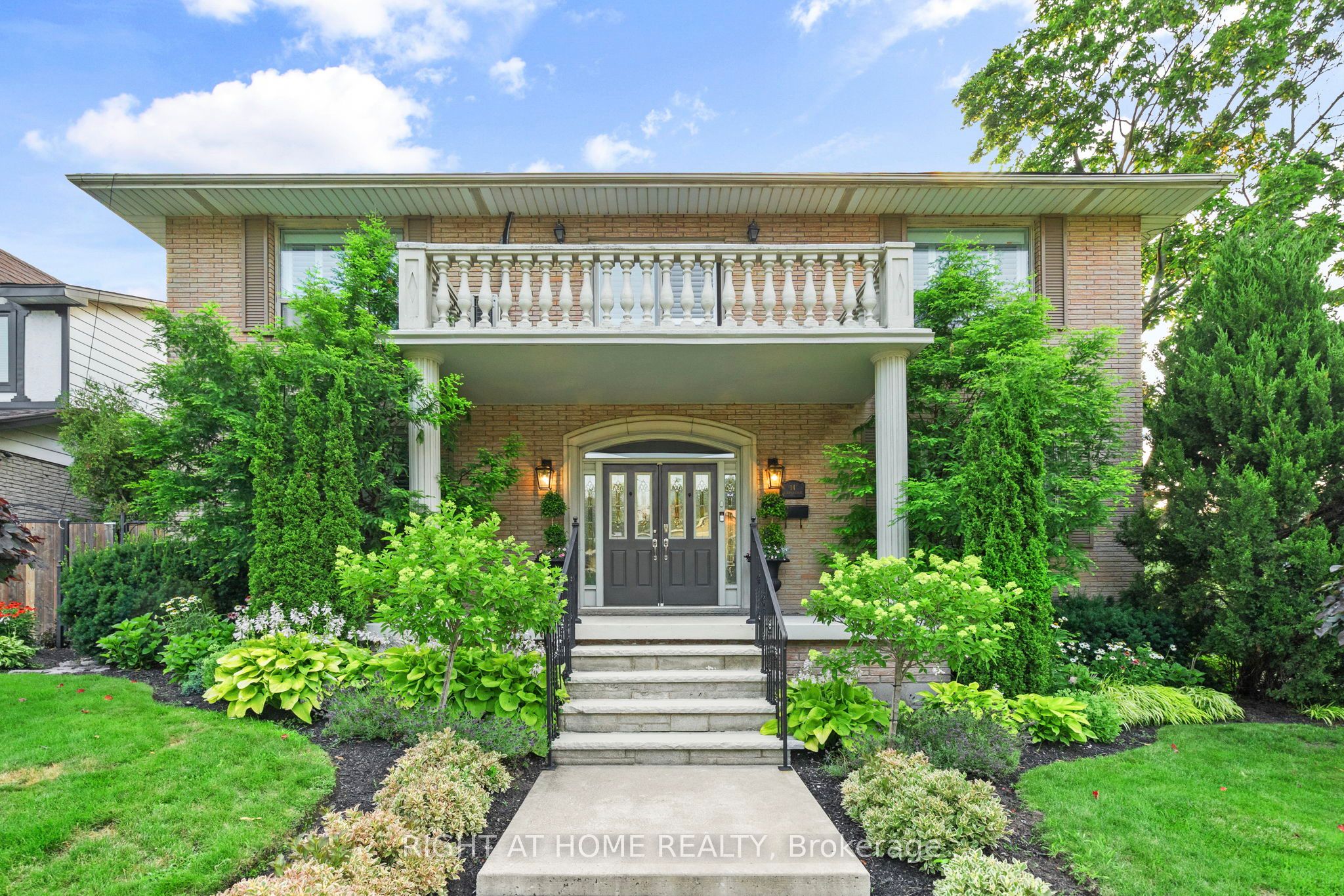 14 Delbrook Court