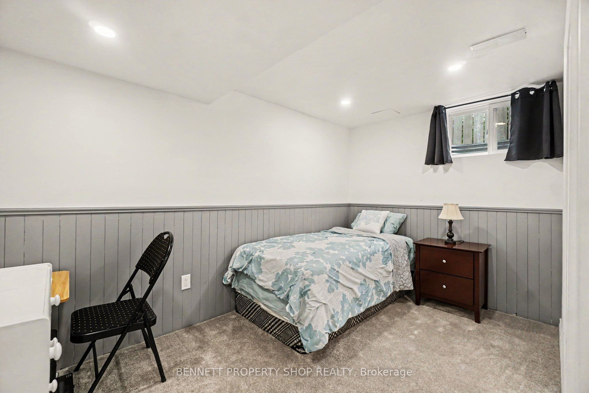 1879 Leclair Crescent Property Photo 18