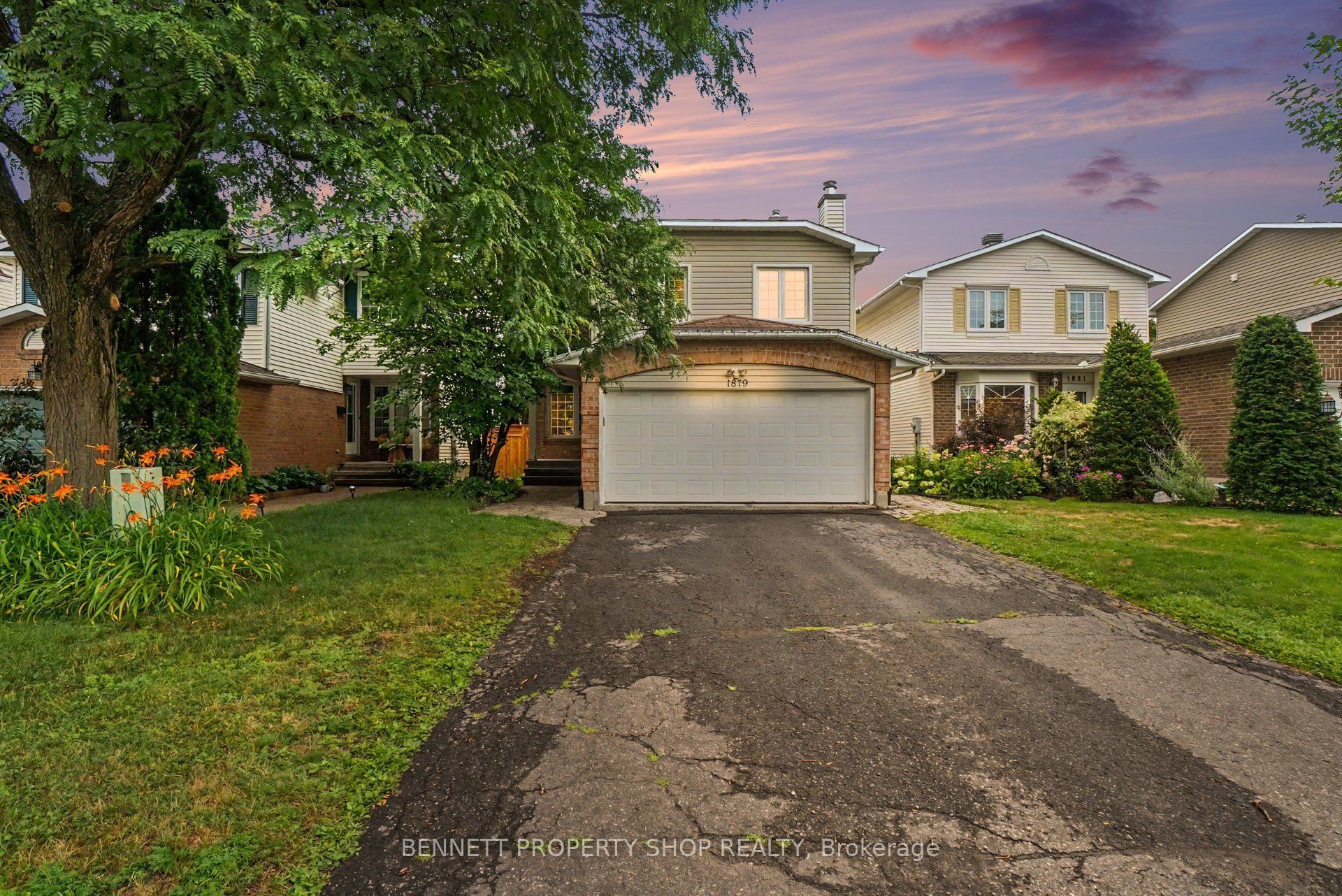 1879 Leclair Crescent Property Photo 25